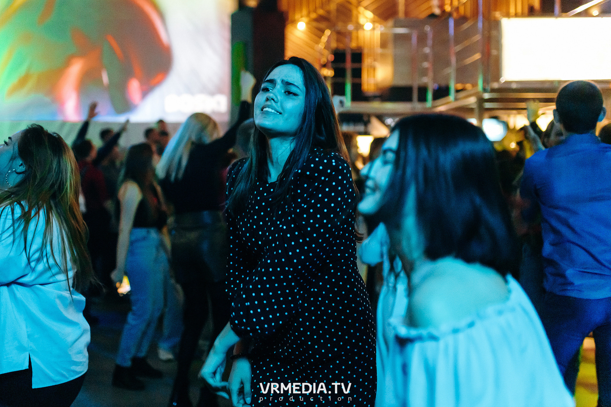 Выходные в баре «DOSKI»