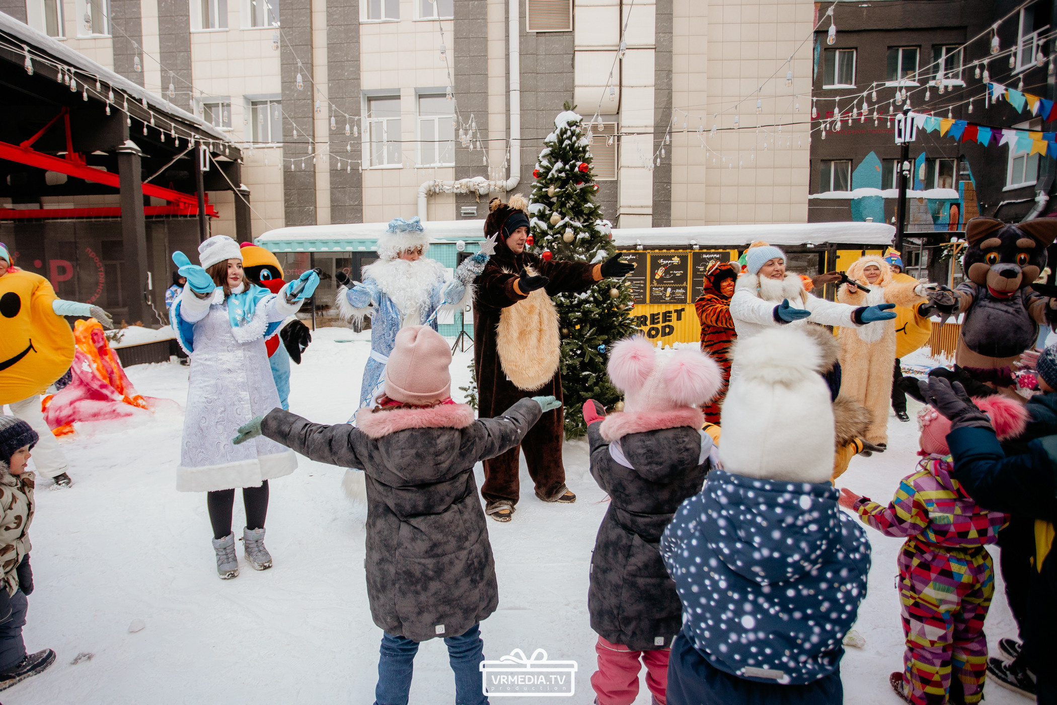 Большая новогодняя «Елка» в культурном пространстве «Редакция»