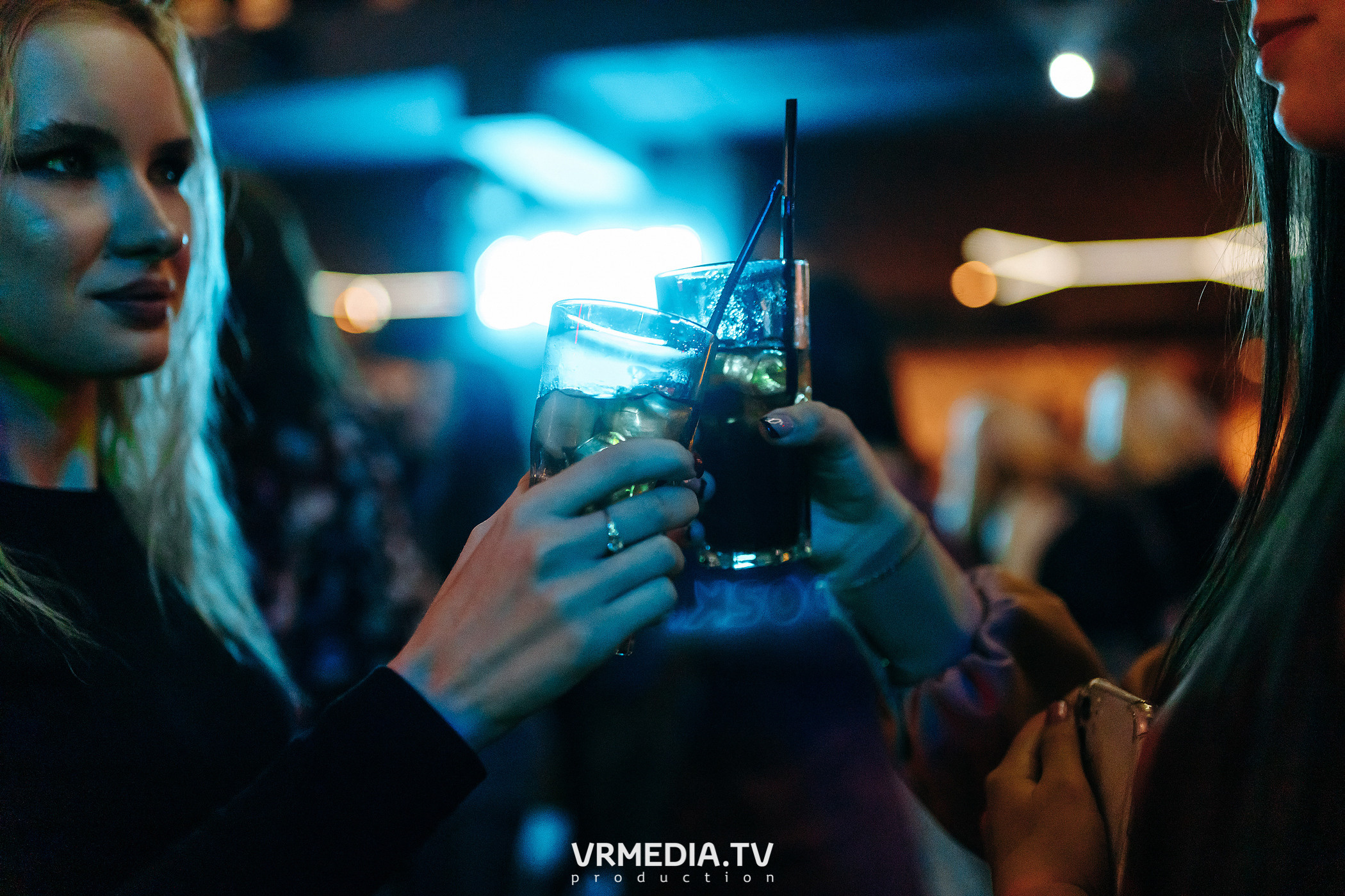 Выходные в баре «DOSKI»