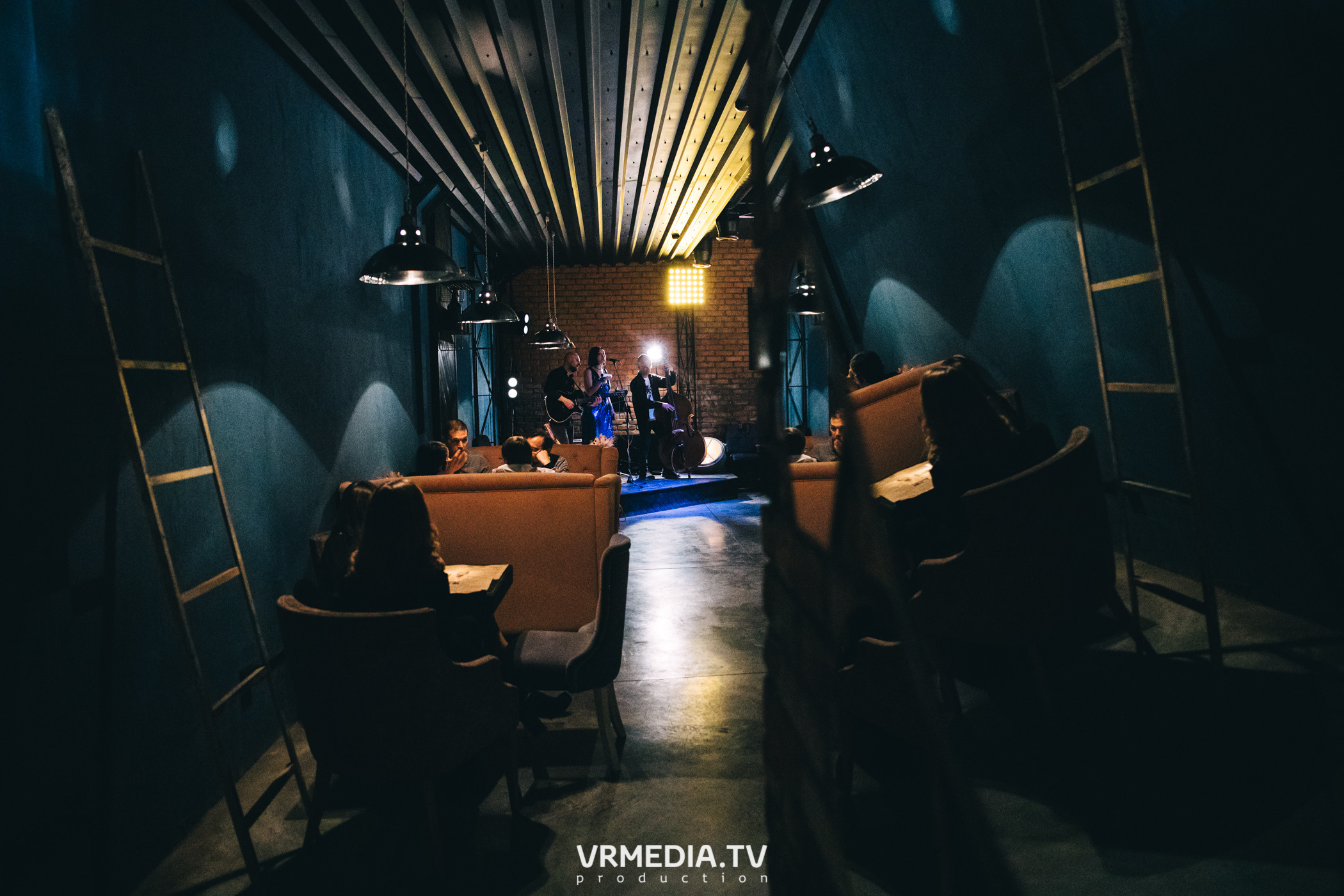 Just Lovers в баре «Толк»