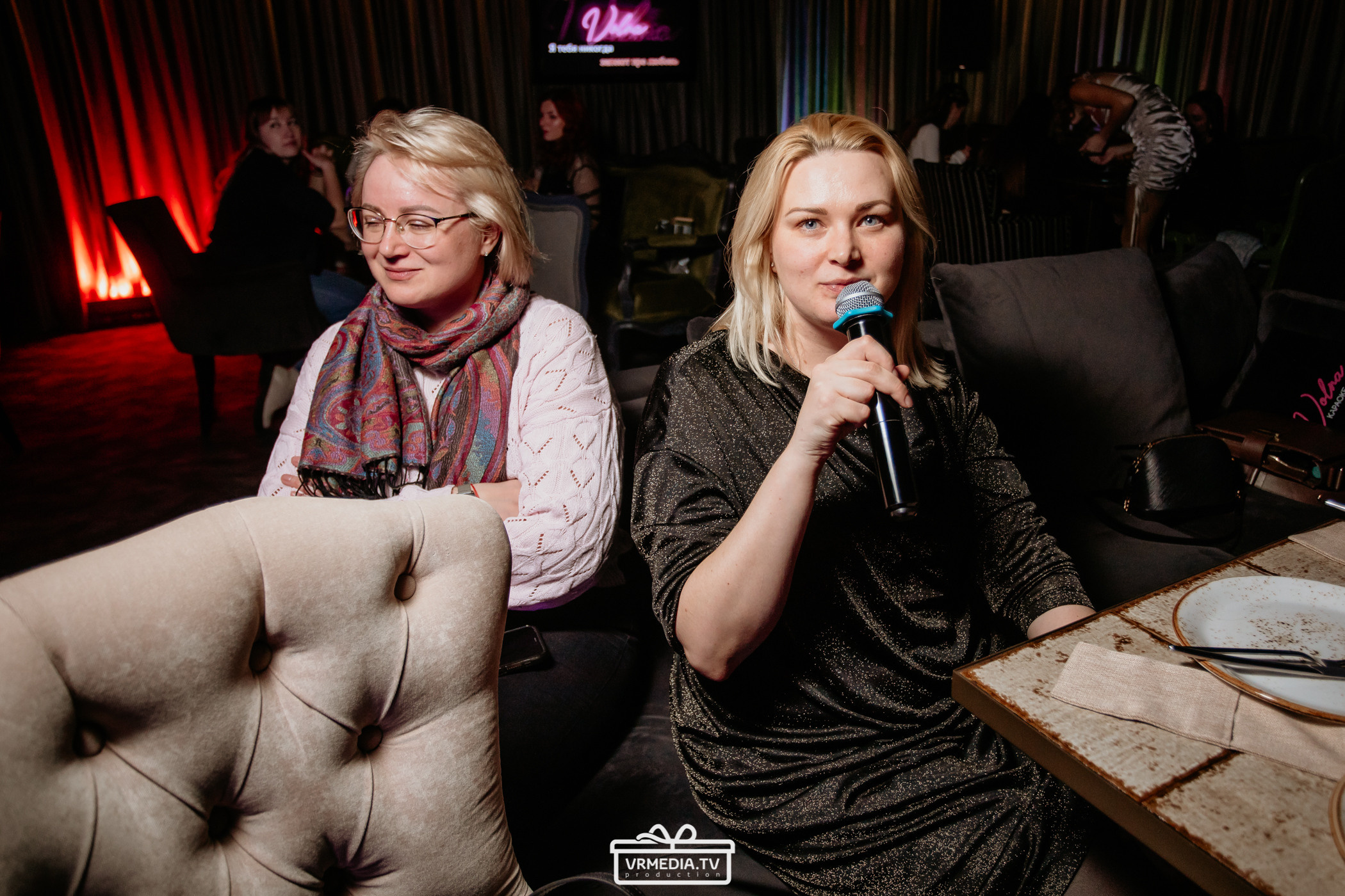 Новый год в караоке «Volna»