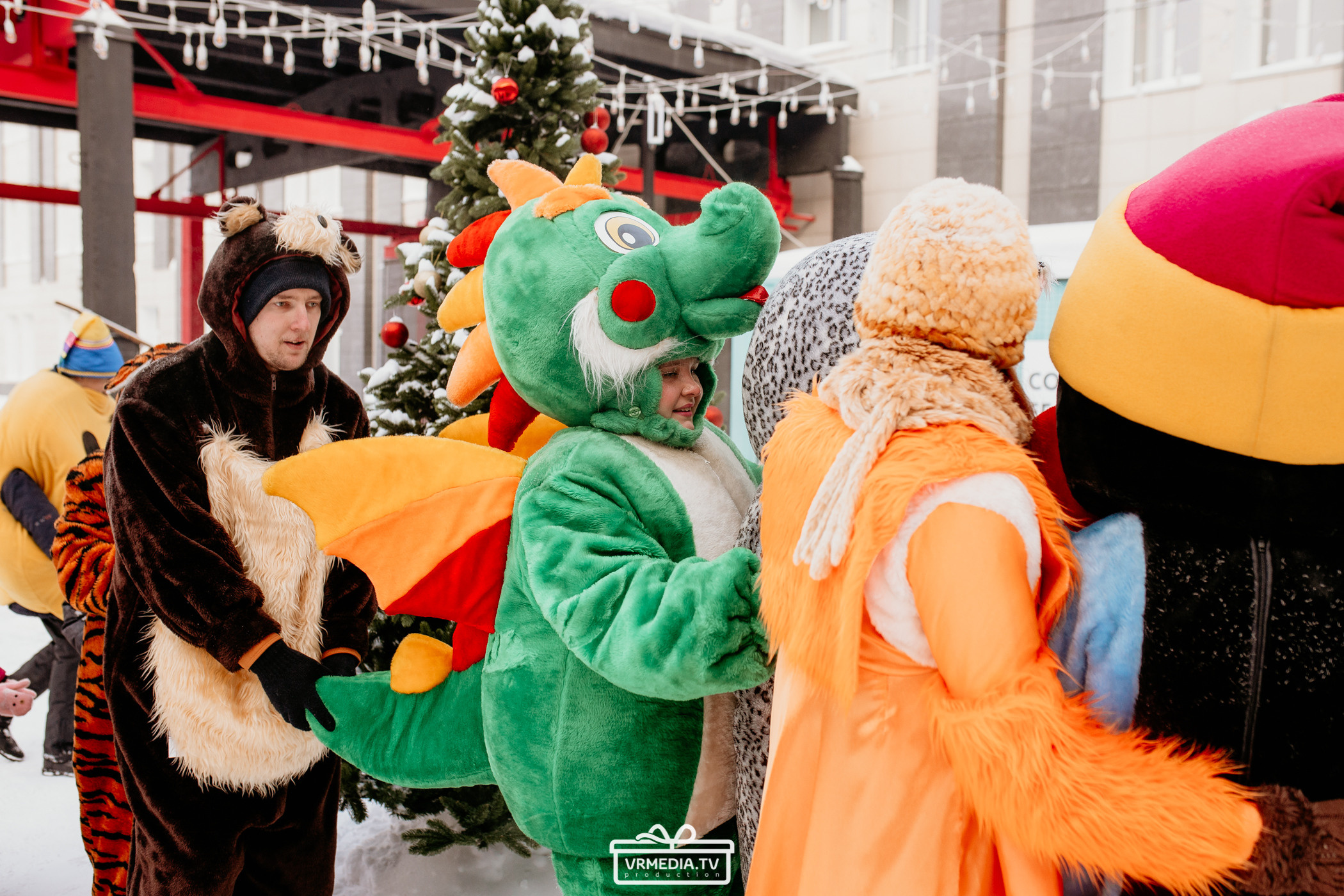 Большая новогодняя «Елка» в культурном пространстве «Редакция»