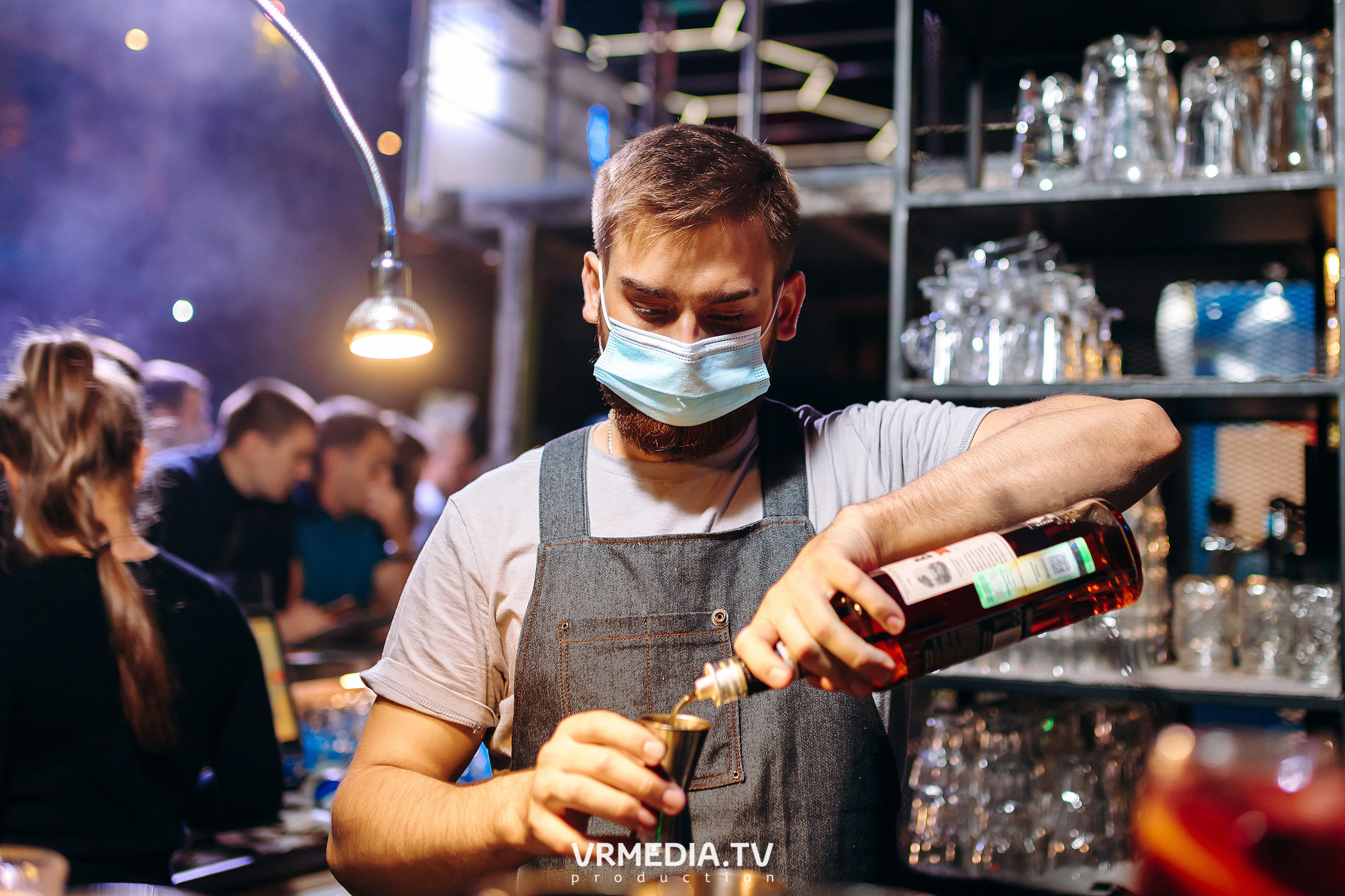 Выходные в баре «DOSKI»