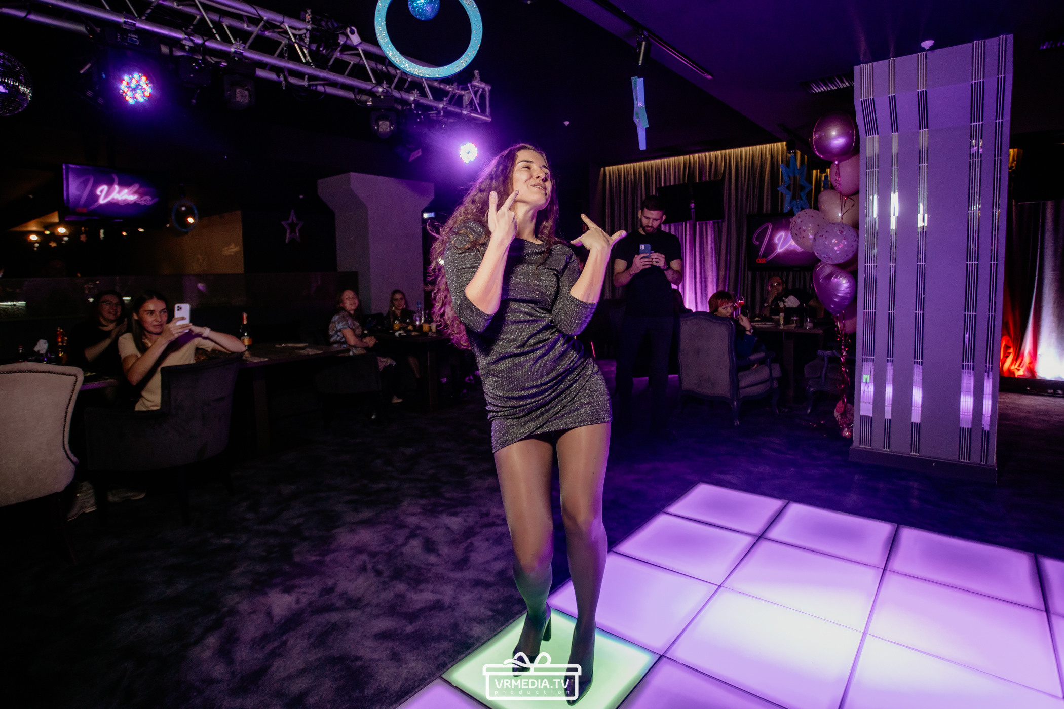 Новый год в караоке «Volna»