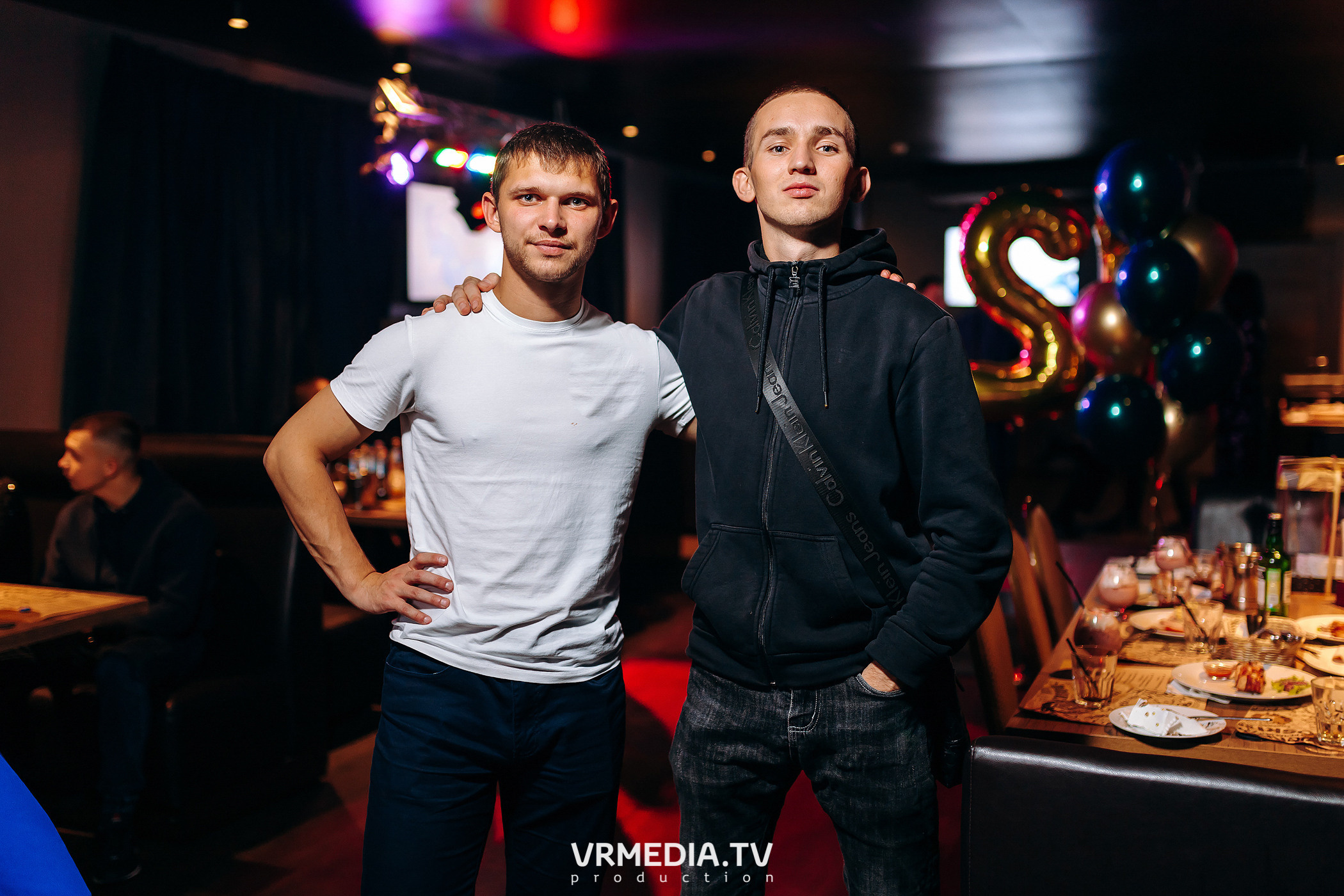 Выходные в баре «DOSKI»