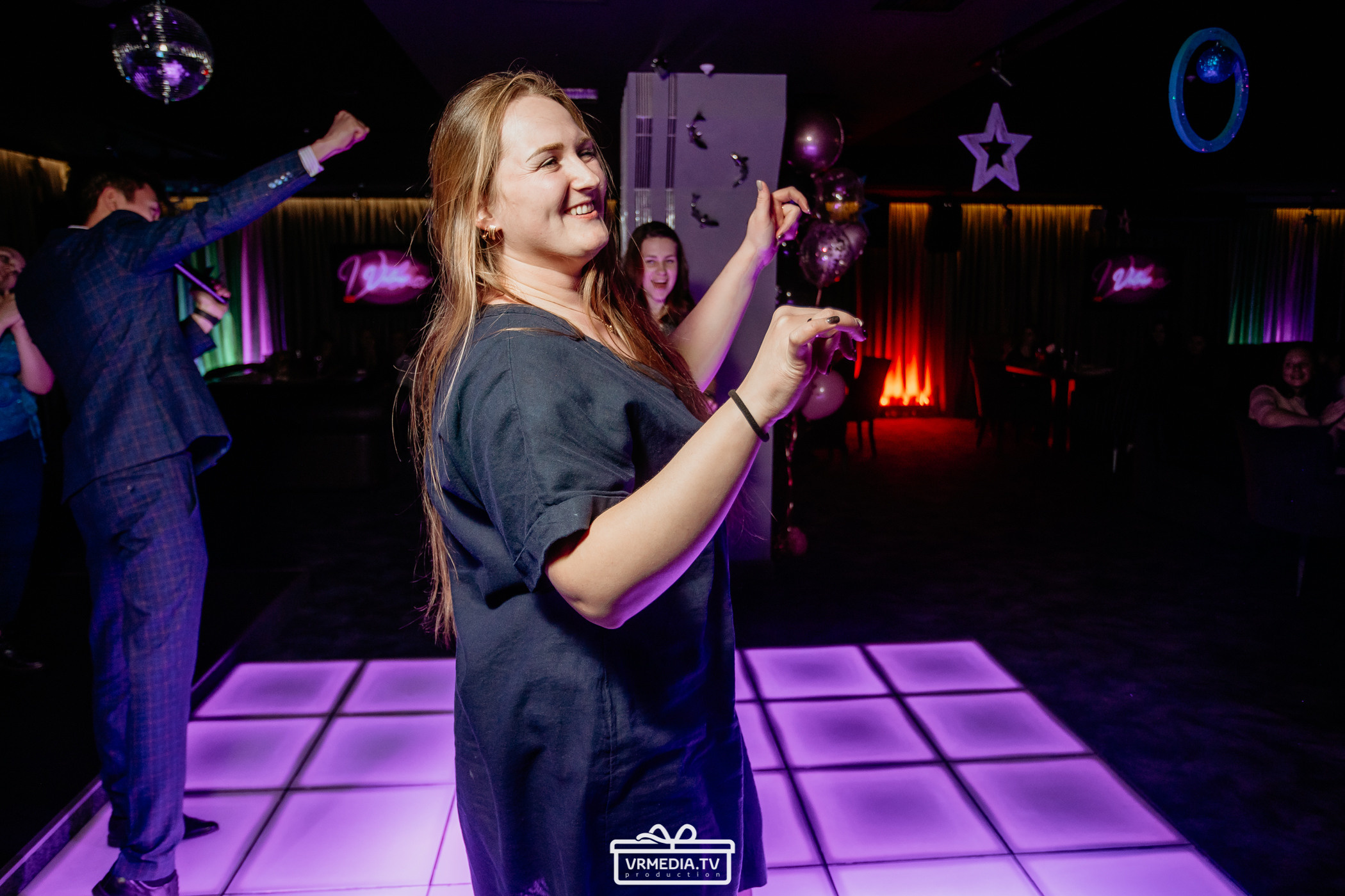 День рождения караоке «Volna»