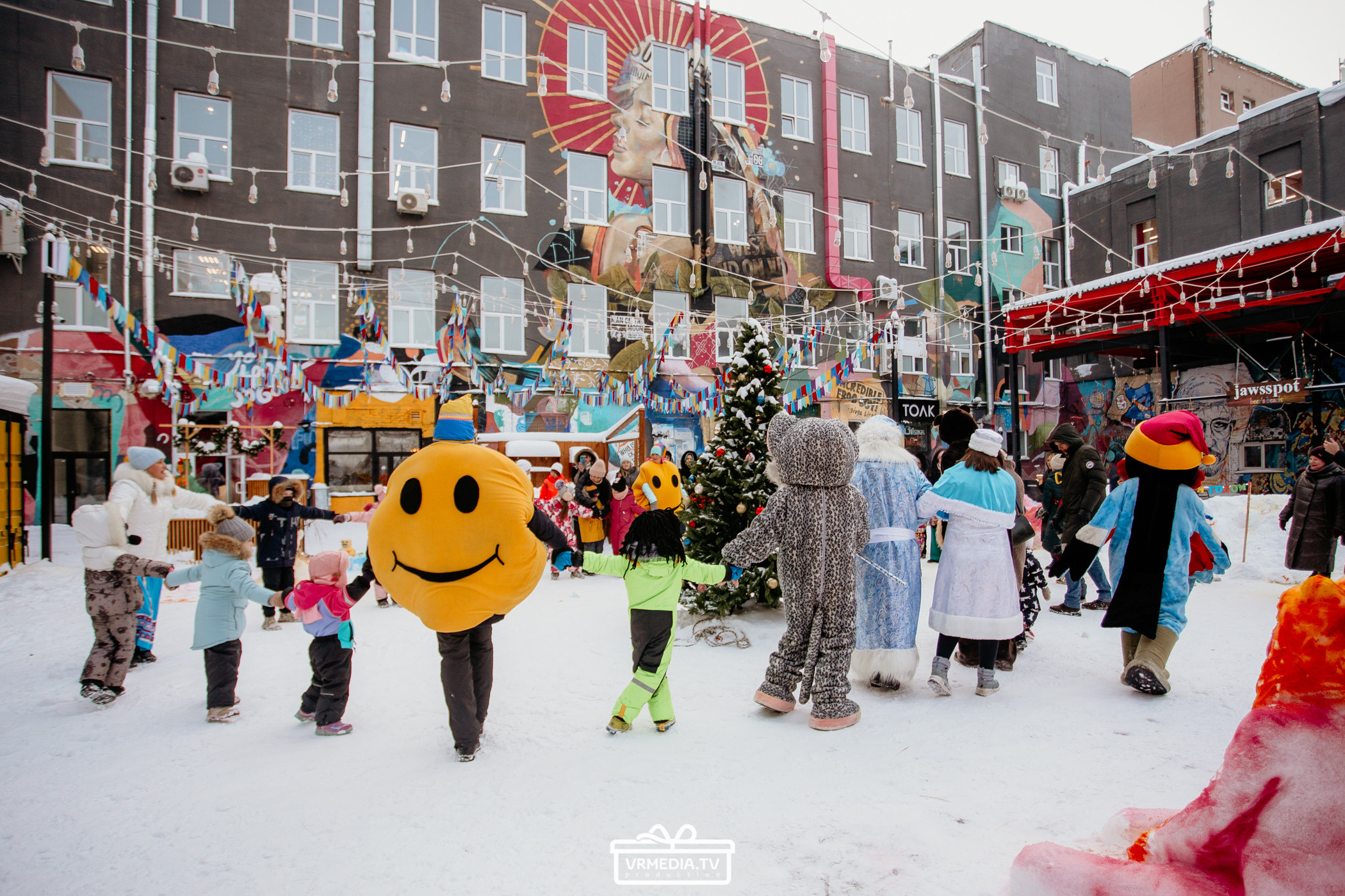 Большая новогодняя «Елка» в культурном пространстве «Редакция»