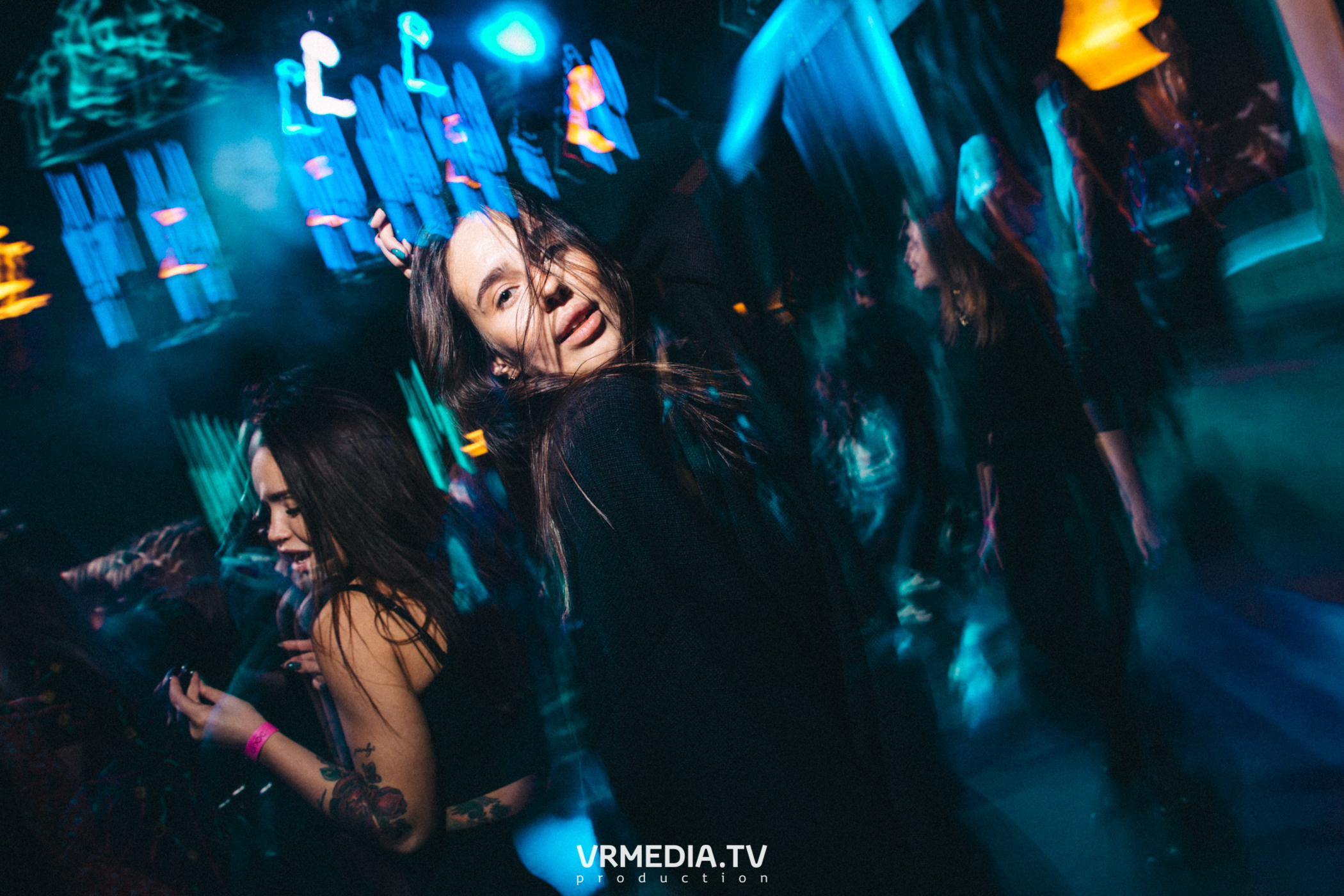 DJ Mikis в НК «Эфир»