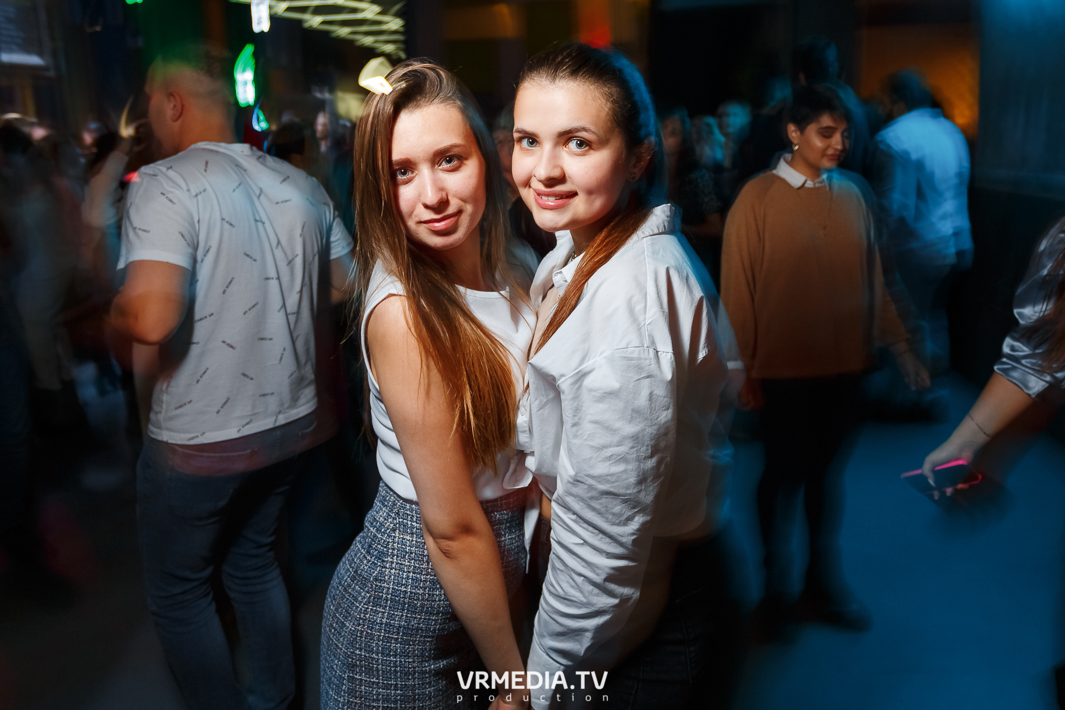 Выходные в баре «DOSKI»