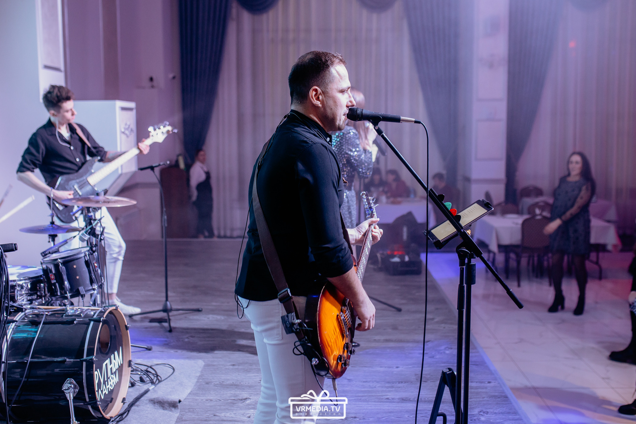 Выходные в ресторане «Paradise»