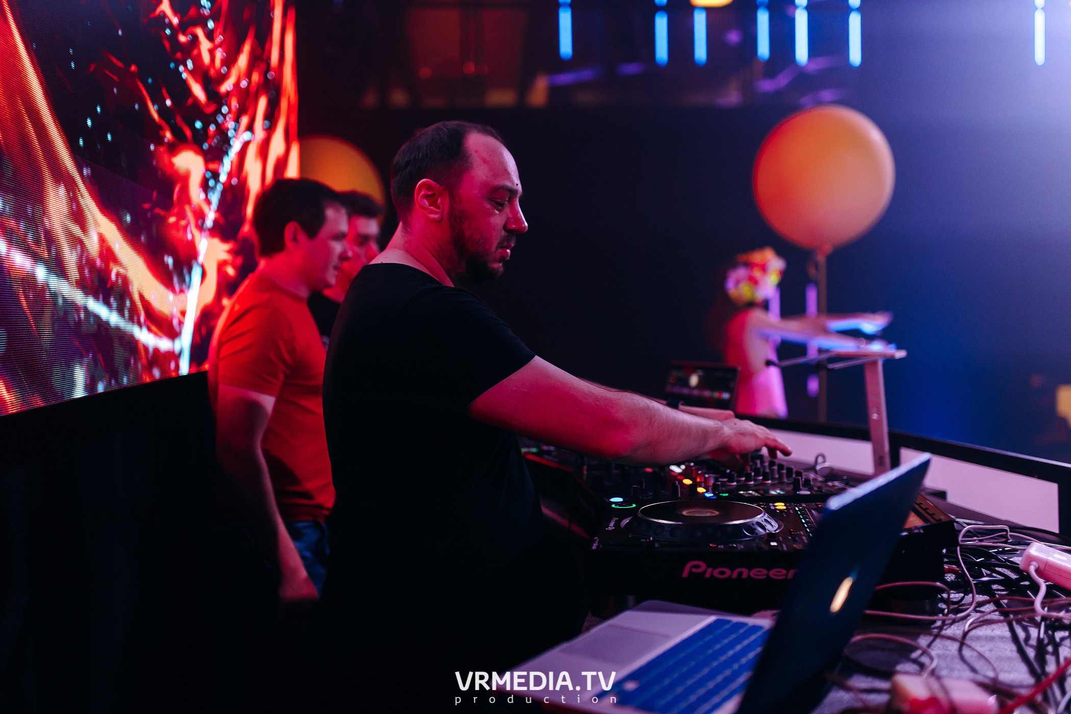 Live broadcast в НК «Эфир»