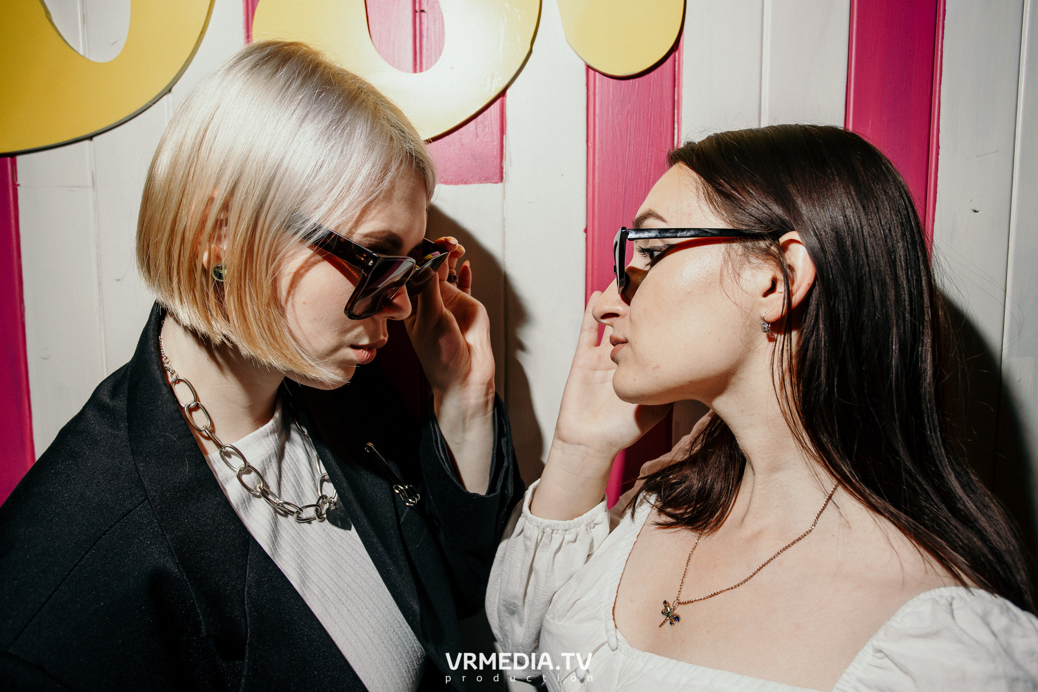 Выходные в баре «Cosmo»