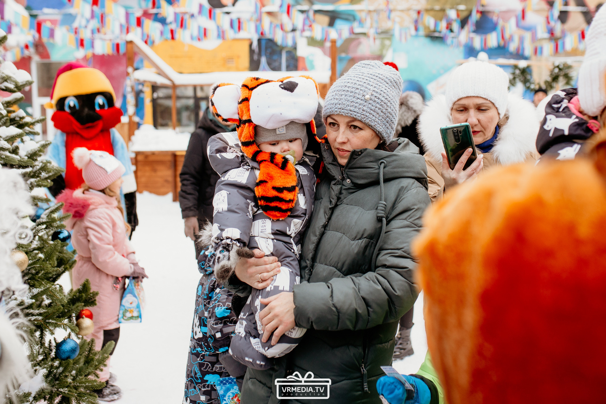 Большая новогодняя «Елка» в культурном пространстве «Редакция»