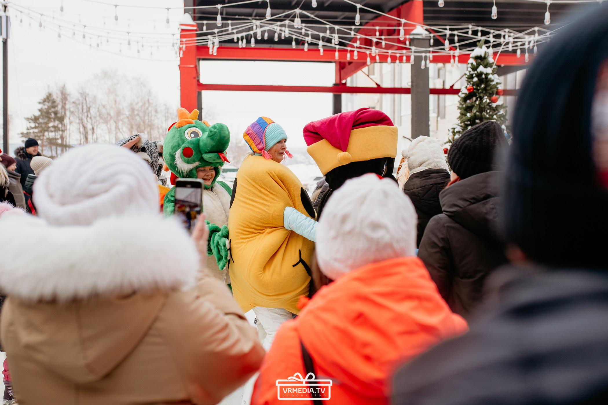 Большая новогодняя «Елка» в культурном пространстве «Редакция»