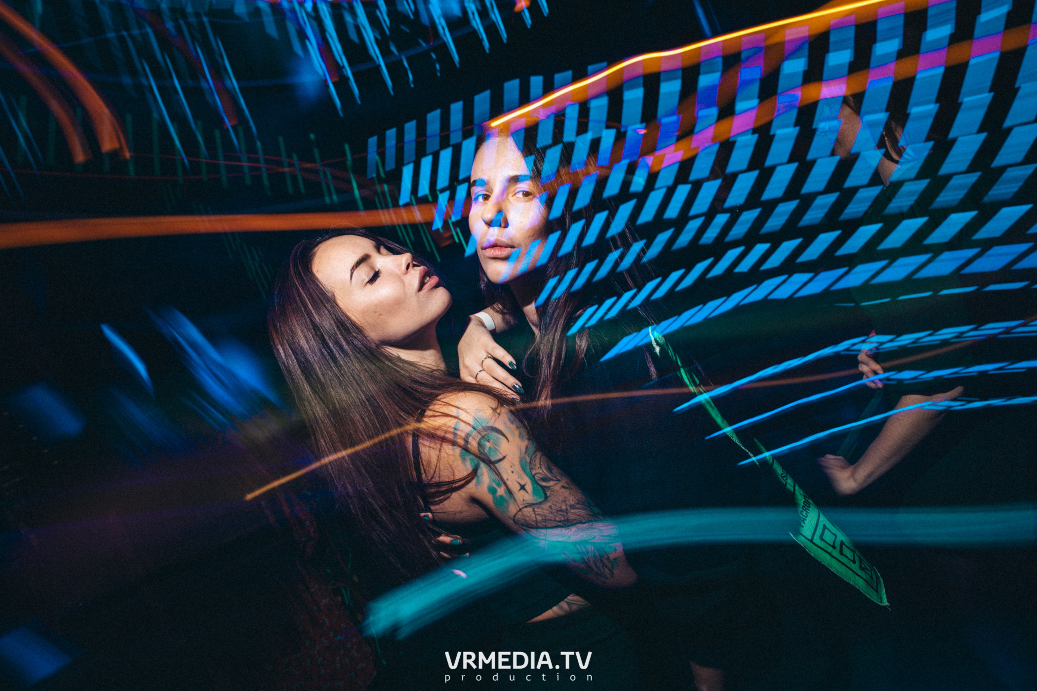 DJ Mikis в НК «Эфир»