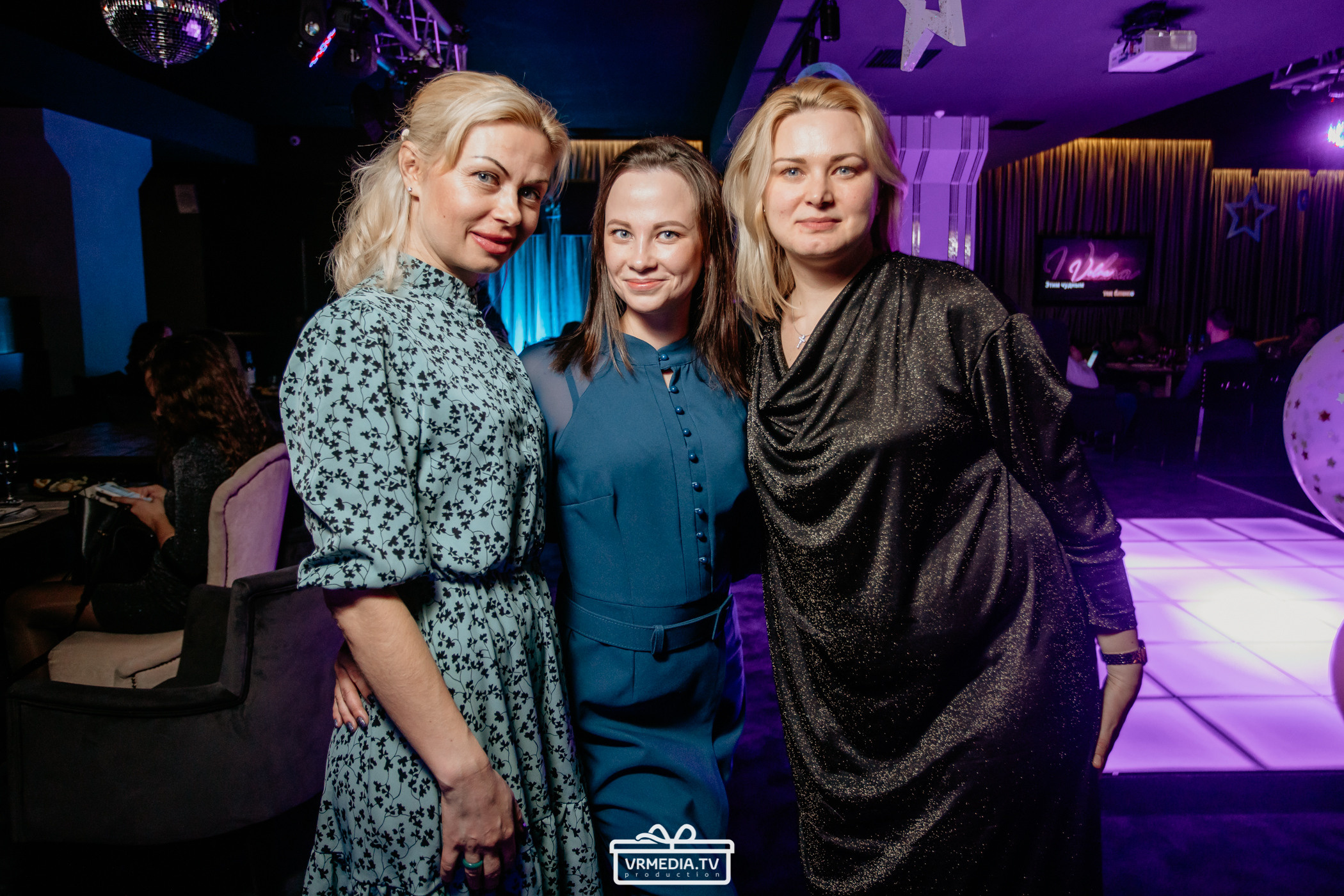 Новый год в караоке «Volna»