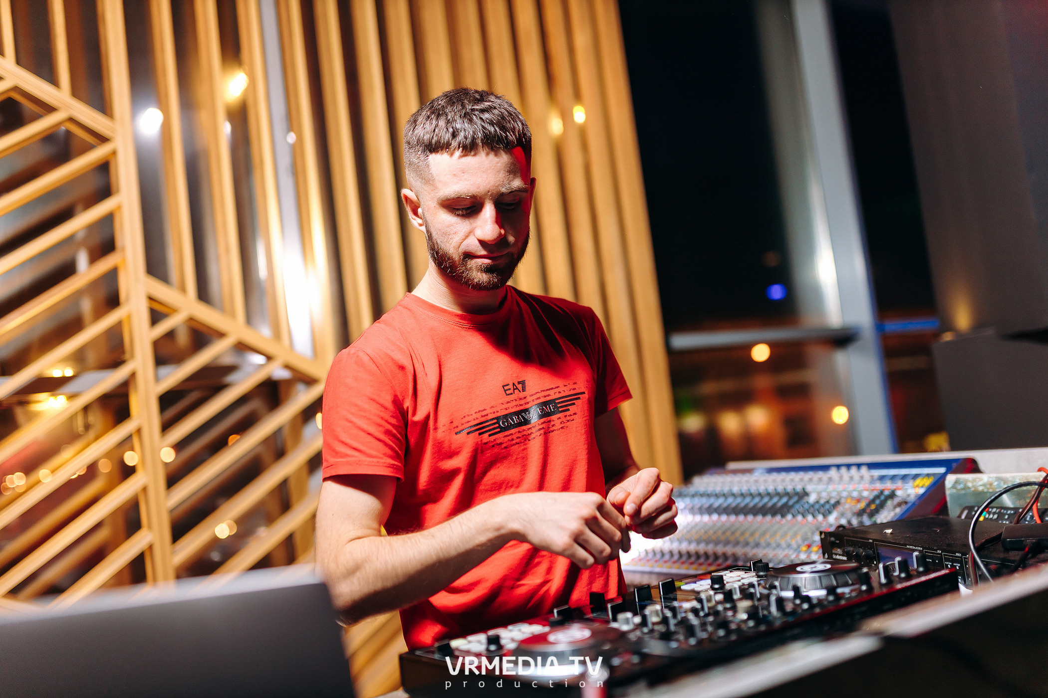 Выходные в баре «DOSKI»