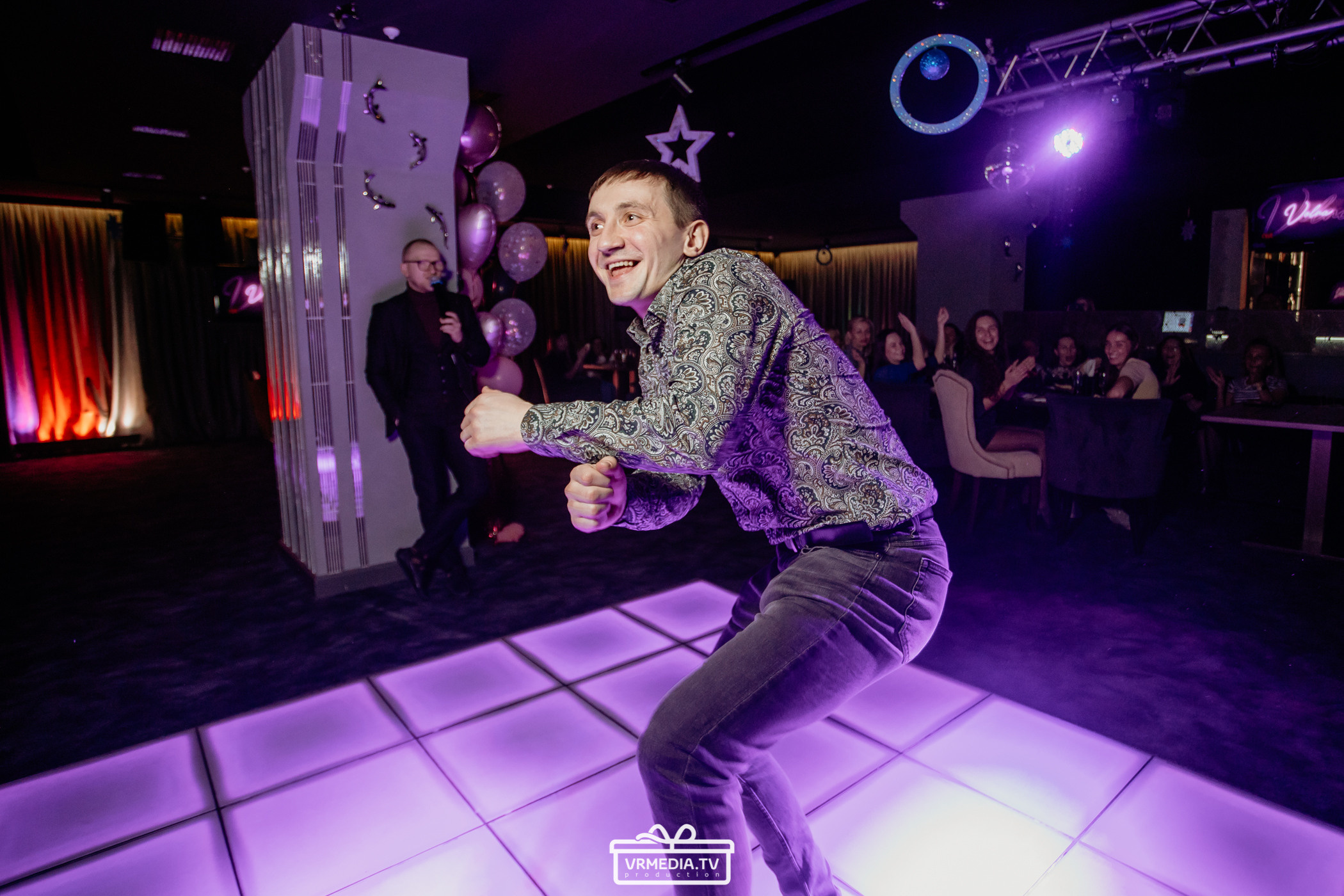 Новый год в караоке «Volna»