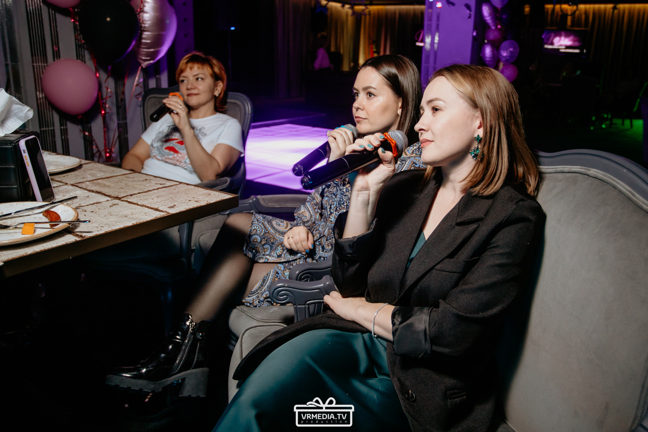 Новый год в караоке «Volna»