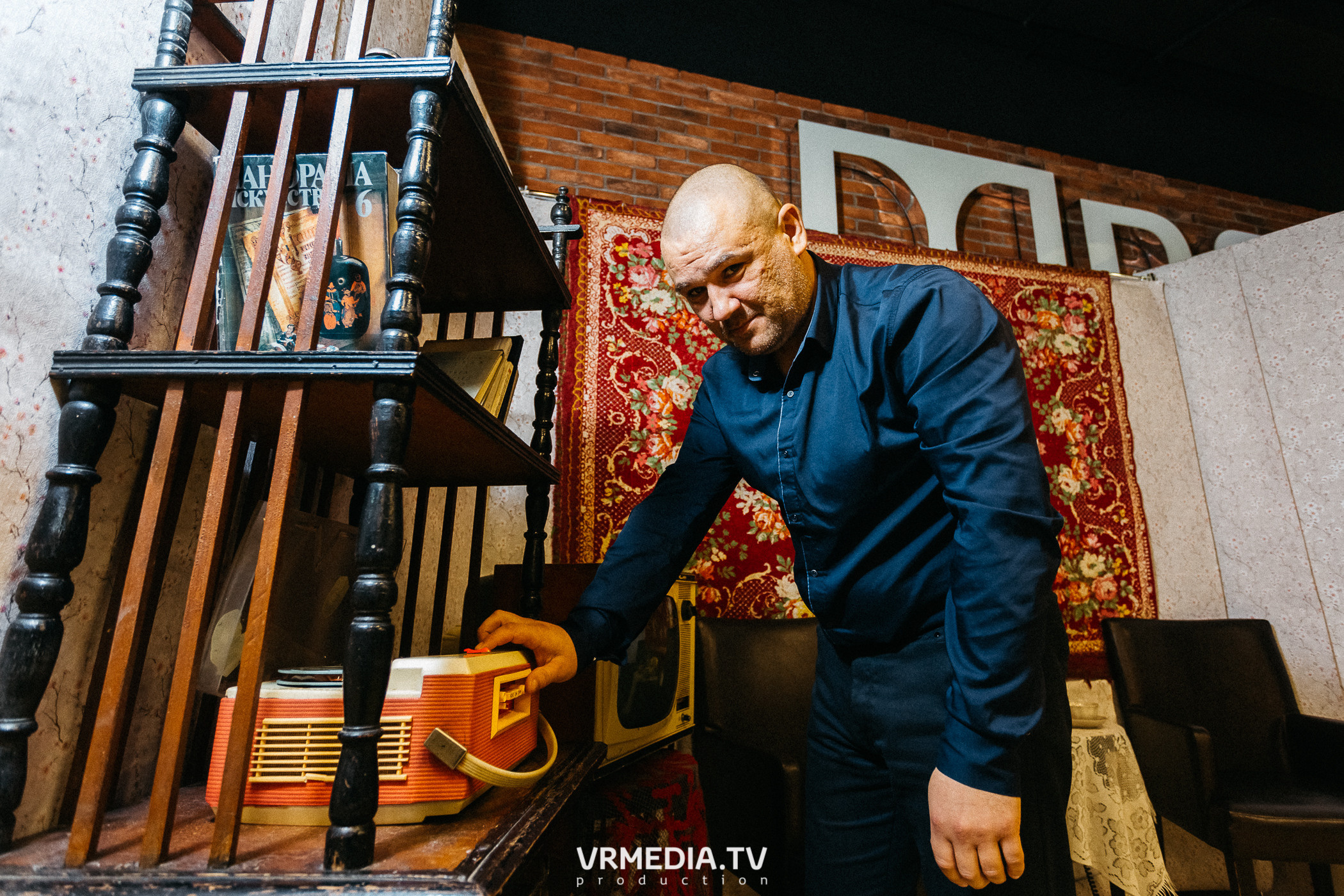 Показ фильма «Москва слезам не верит» в «Starmax Cinema»