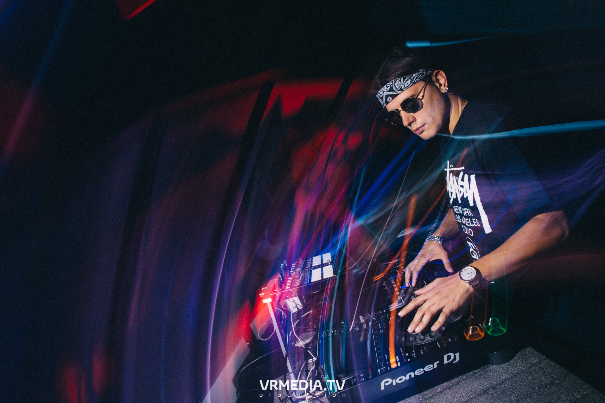 DJ Mikis в НК «Эфир»