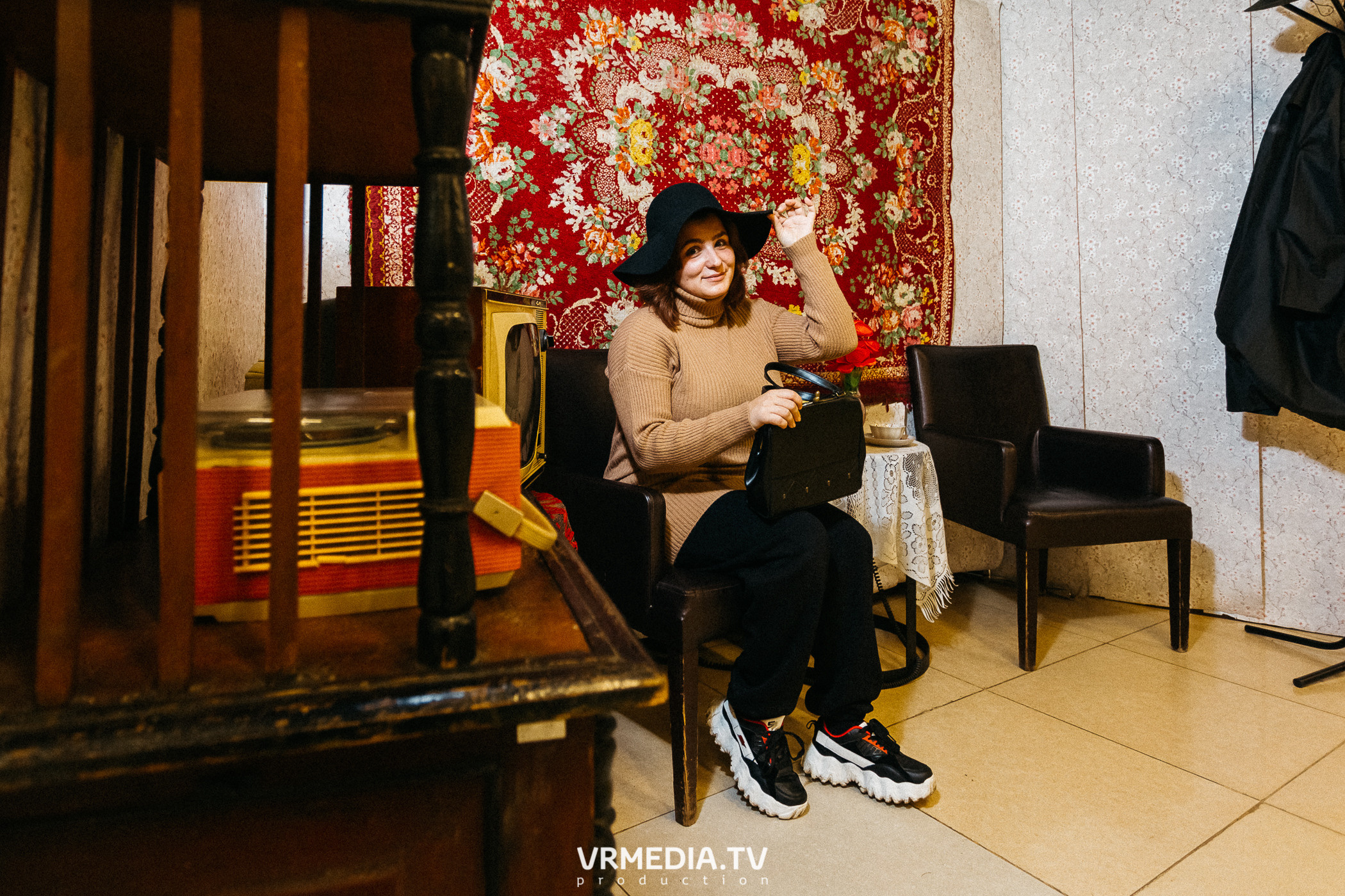 Показ фильма «Москва слезам не верит» в «Starmax Cinema»