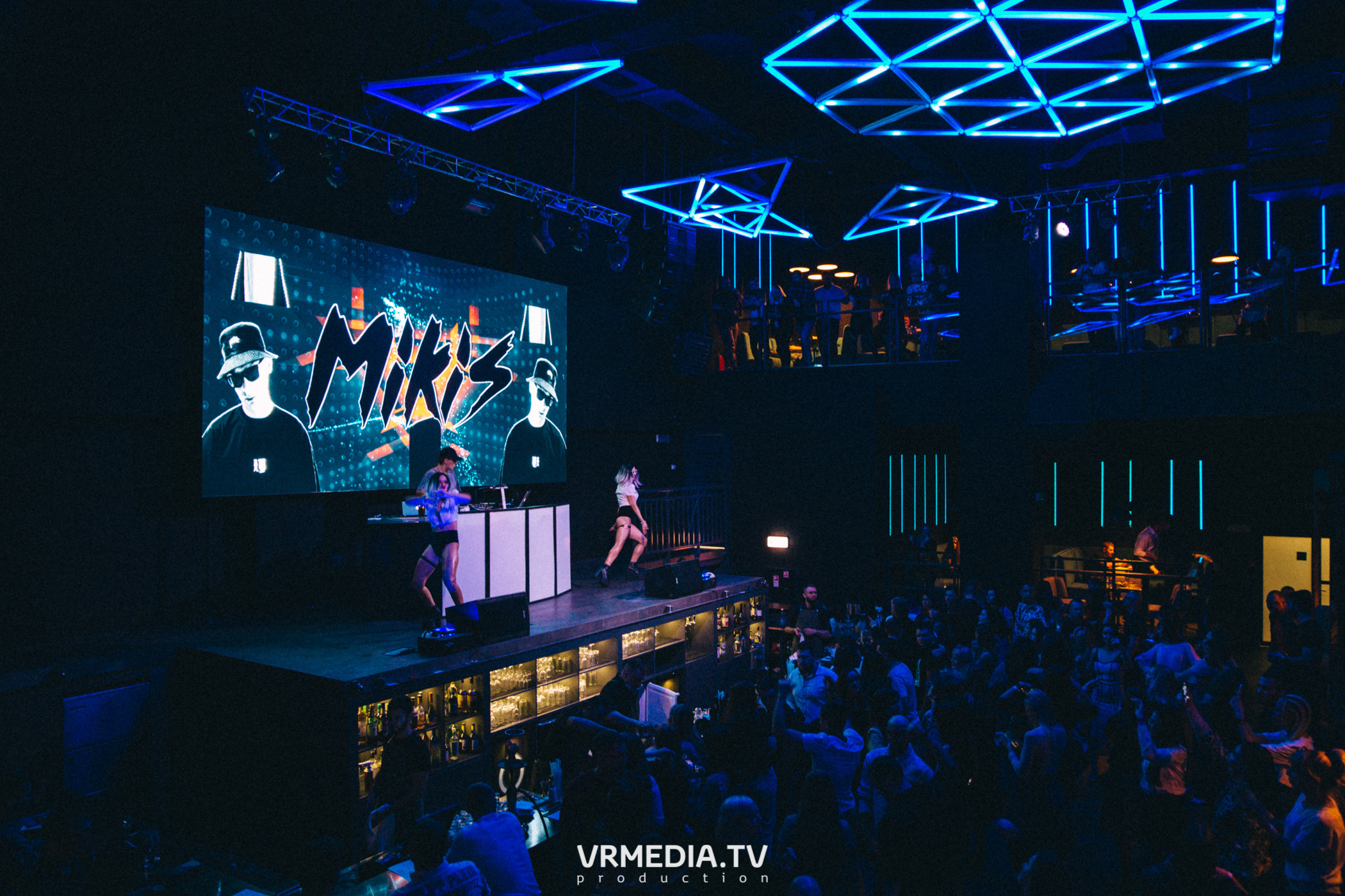 DJ Mikis в НК «Эфир»