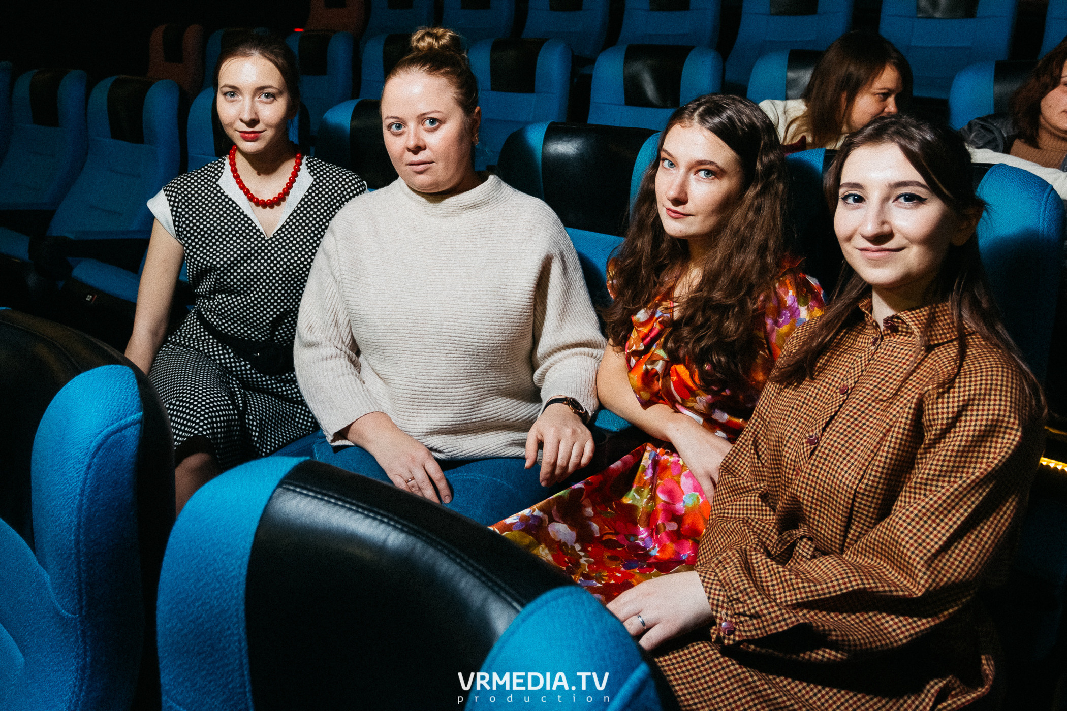 Показ фильма «Москва слезам не верит» в «Starmax Cinema»