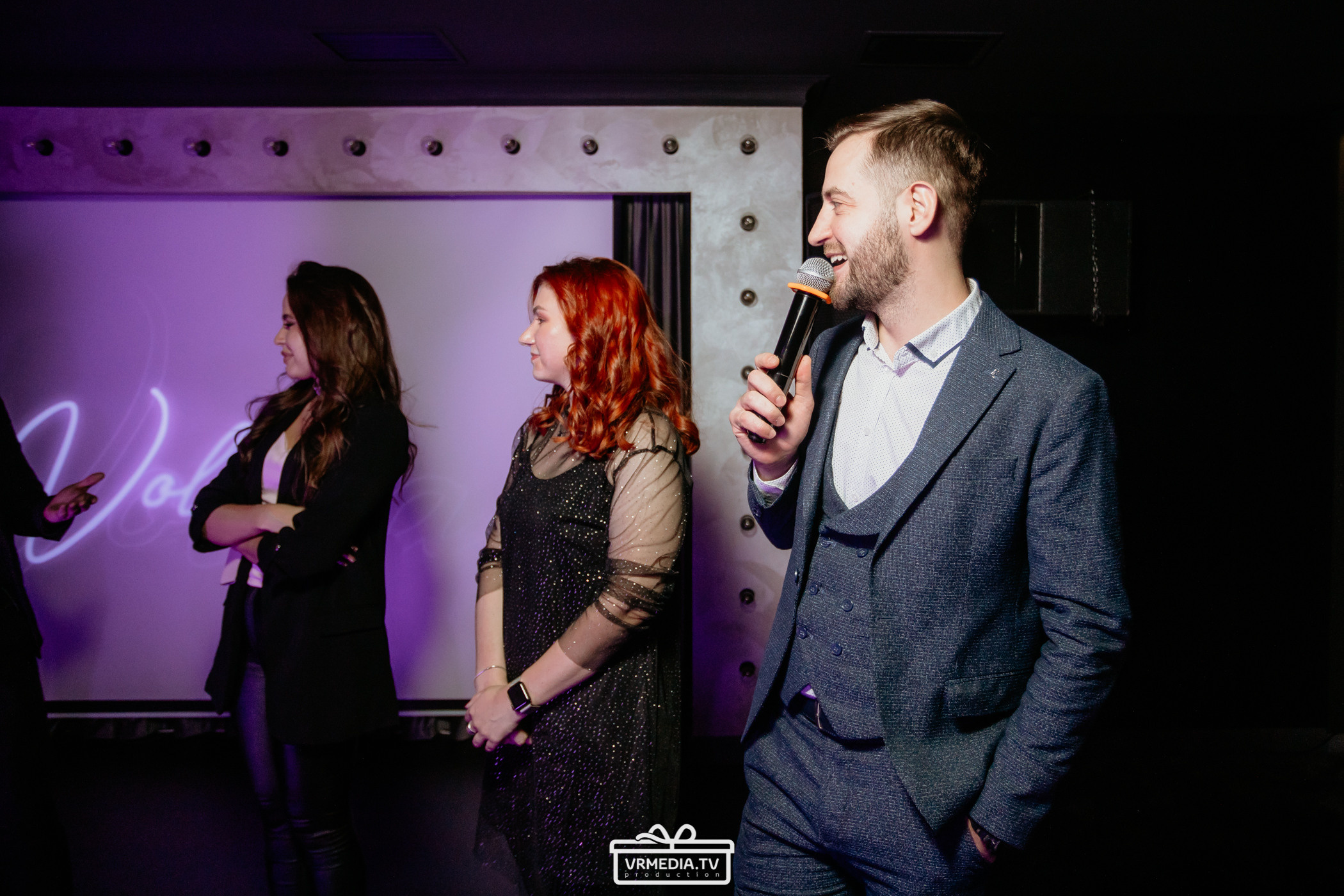 Новый год в караоке «Volna»