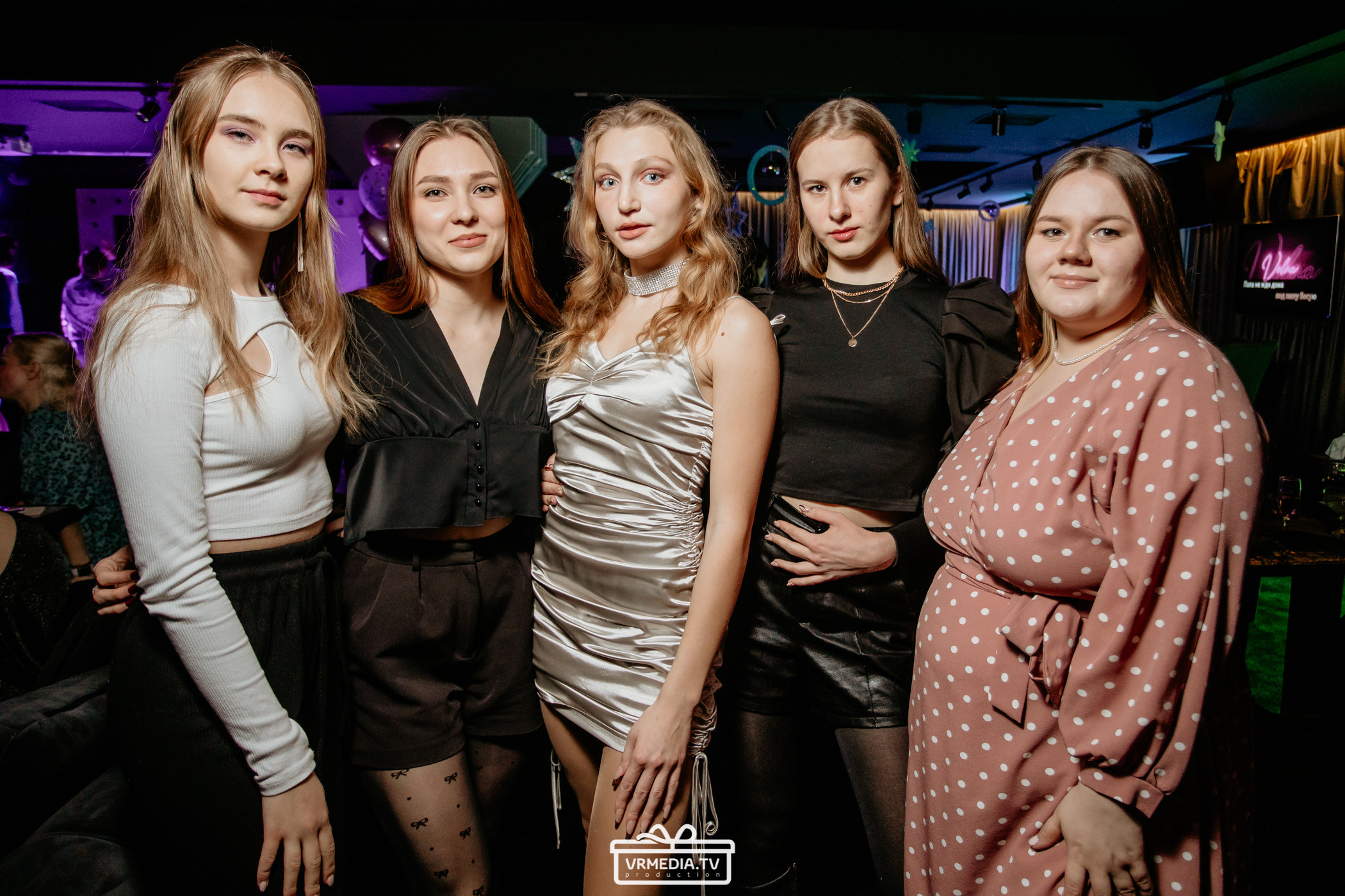 Новый год в караоке «Volna»