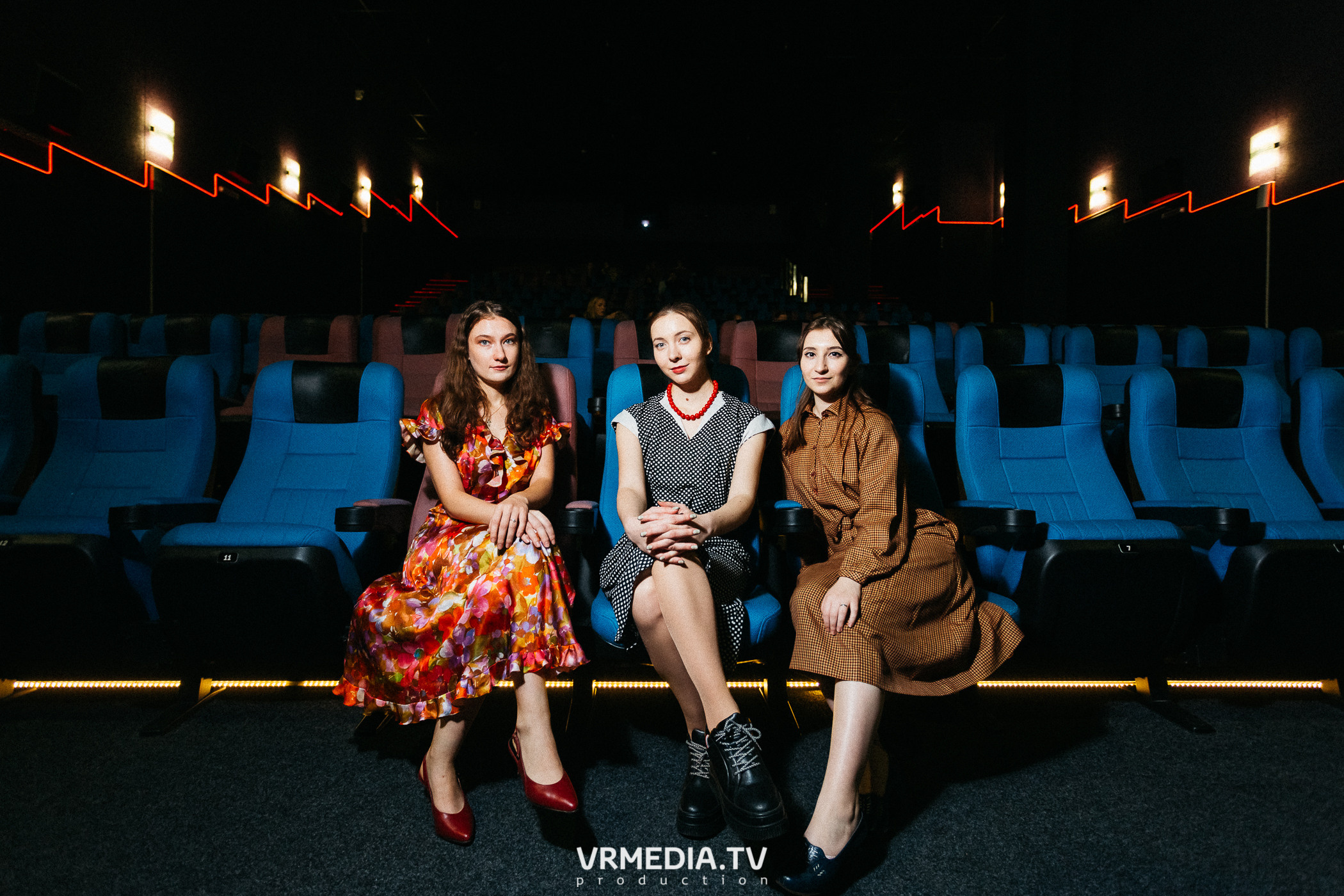 Показ фильма «Москва слезам не верит» в «Starmax Cinema»