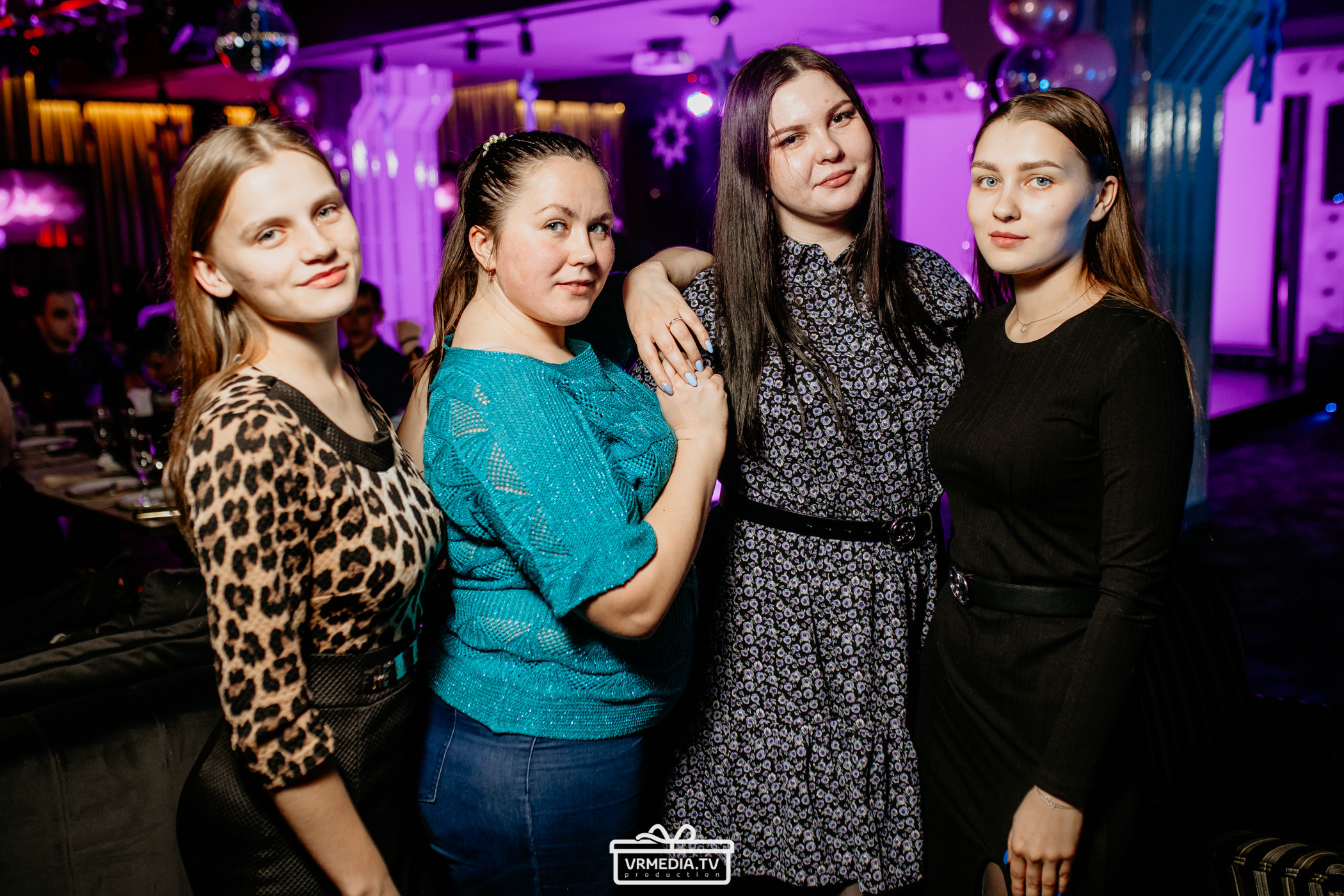 День рождения караоке «Volna»