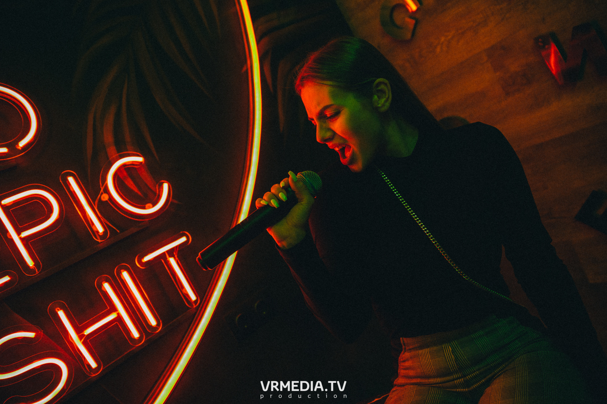 DJ Mikis в НК «Эфир»