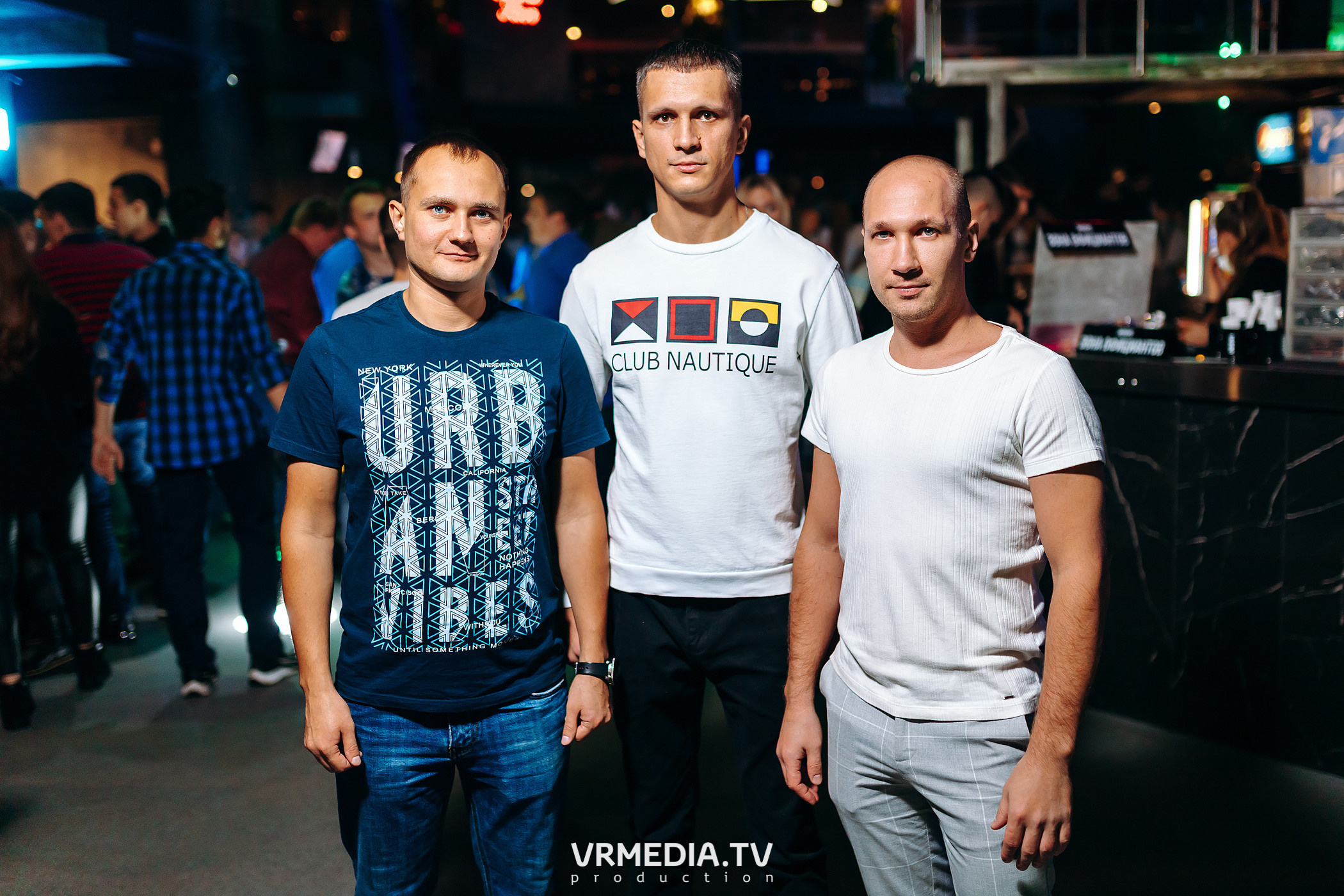 Выходные в баре «DOSKI»