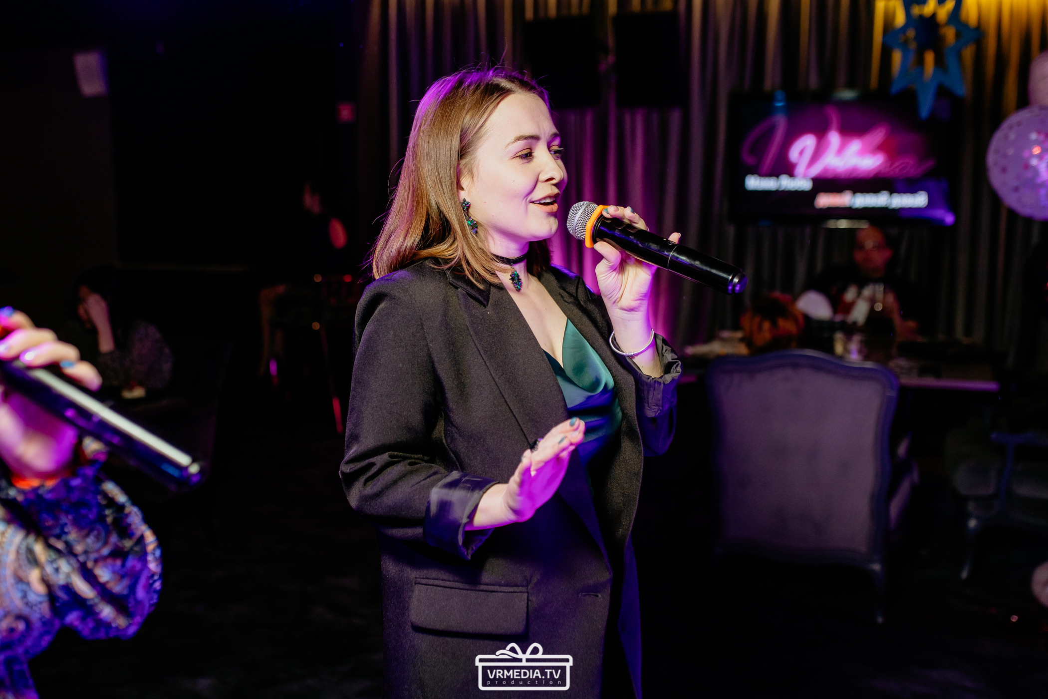 Новый год в караоке «Volna»