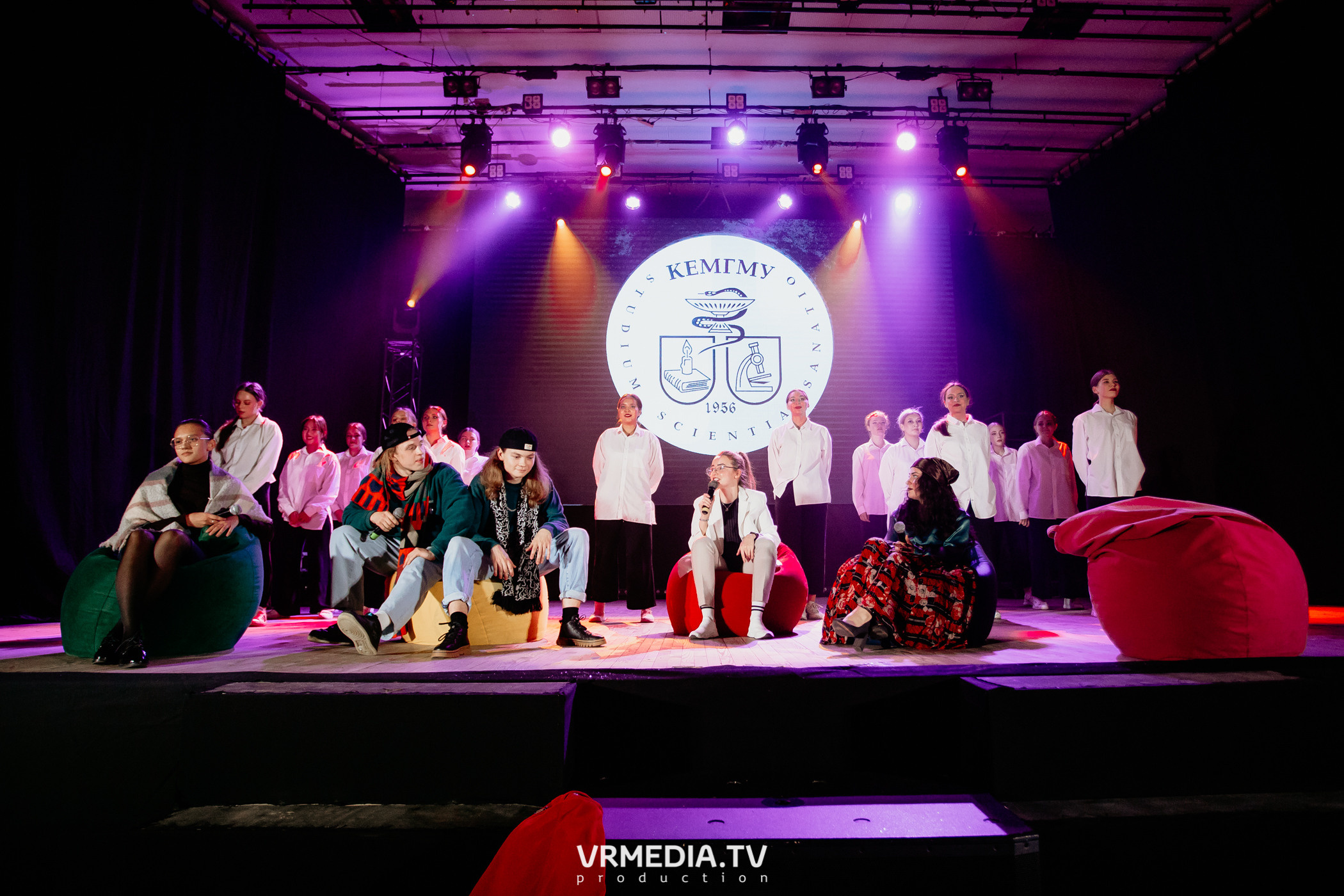 Открытие фестиваля первокурсников «Давай Знакомиться» в КемГМУ