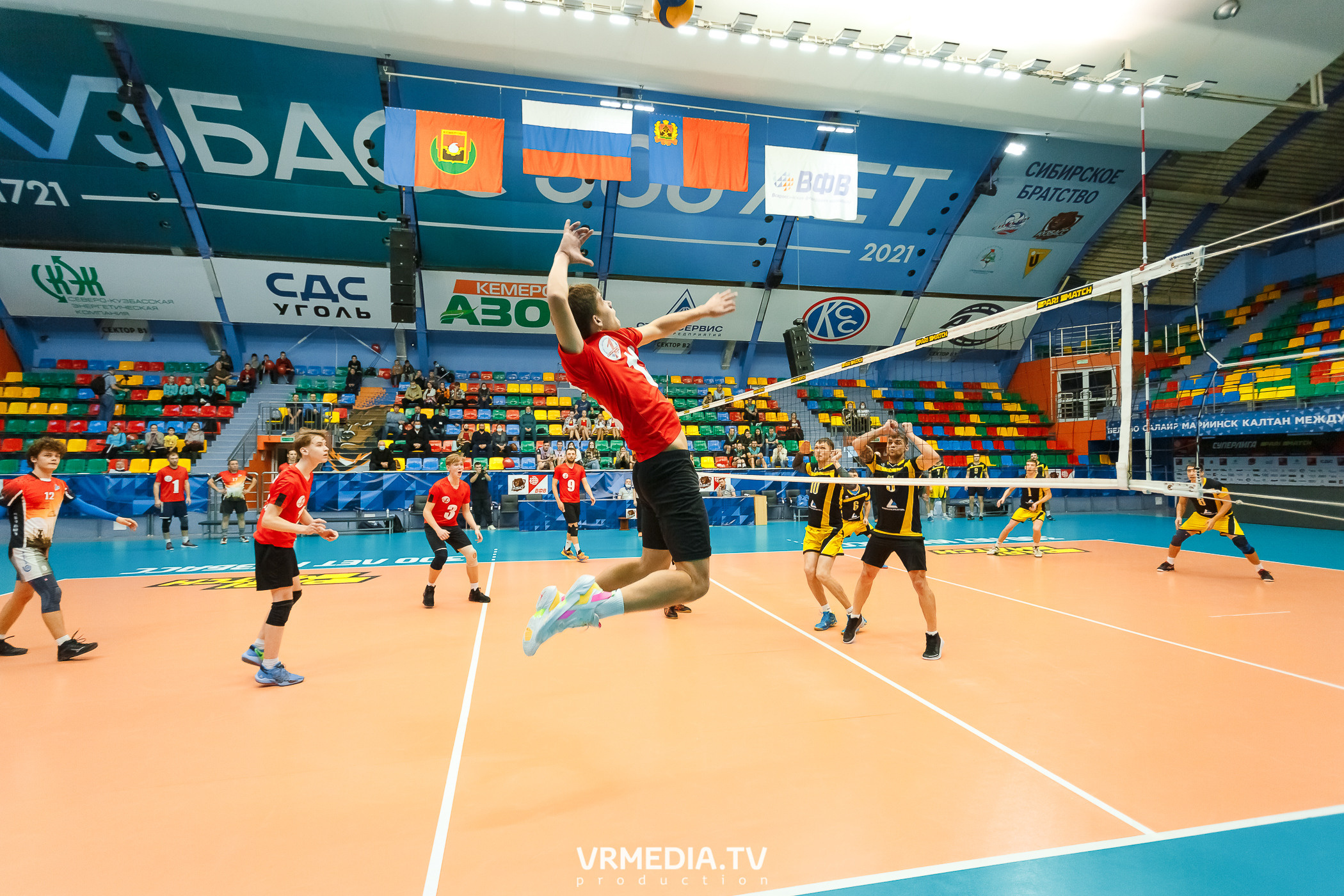 Благотворительный волейбольный турнир «За Кубок фонда»