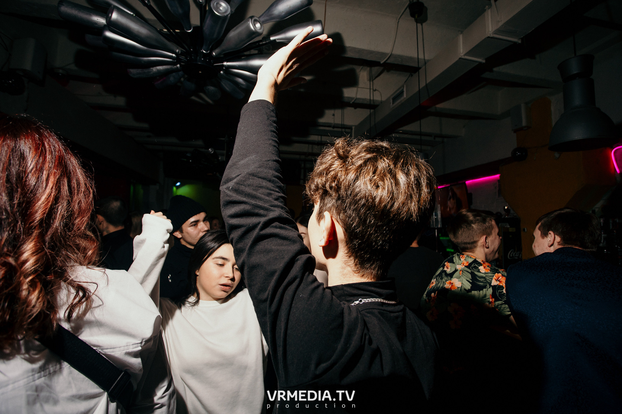 Выходные в баре «Cosmo»