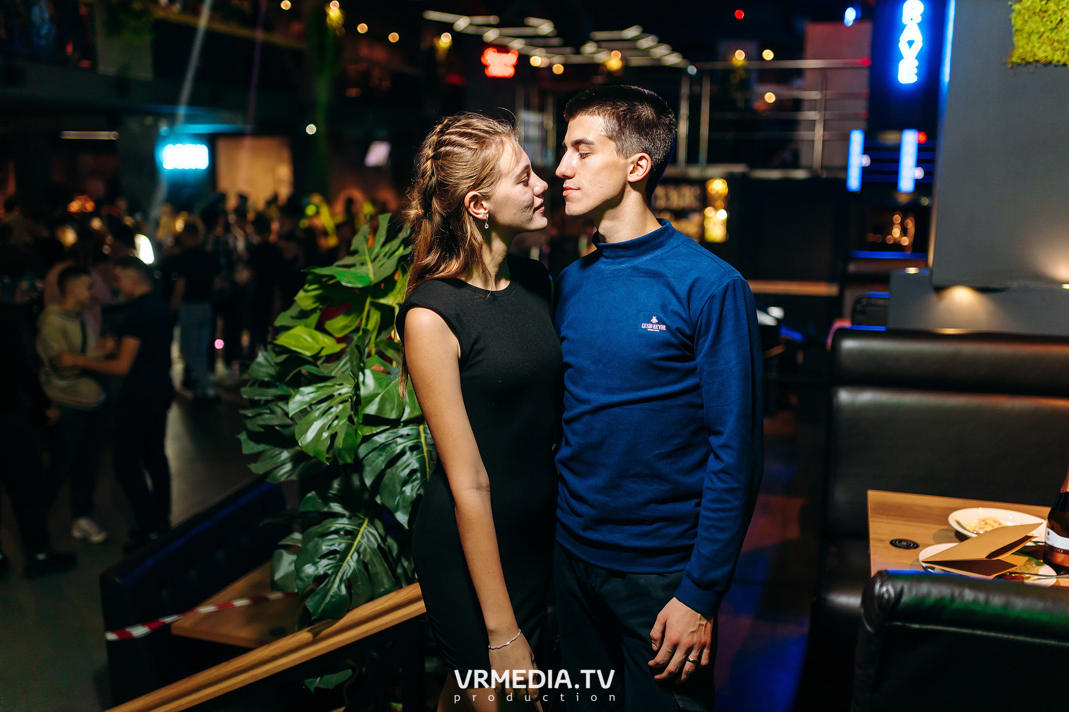 Выходные в баре «DOSKI»