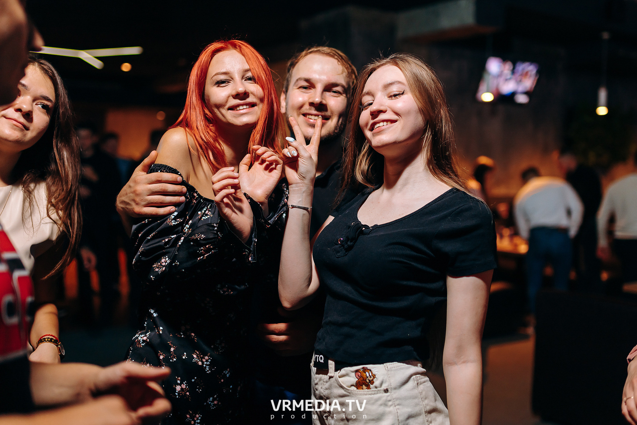 Выходные в баре «DOSKI»