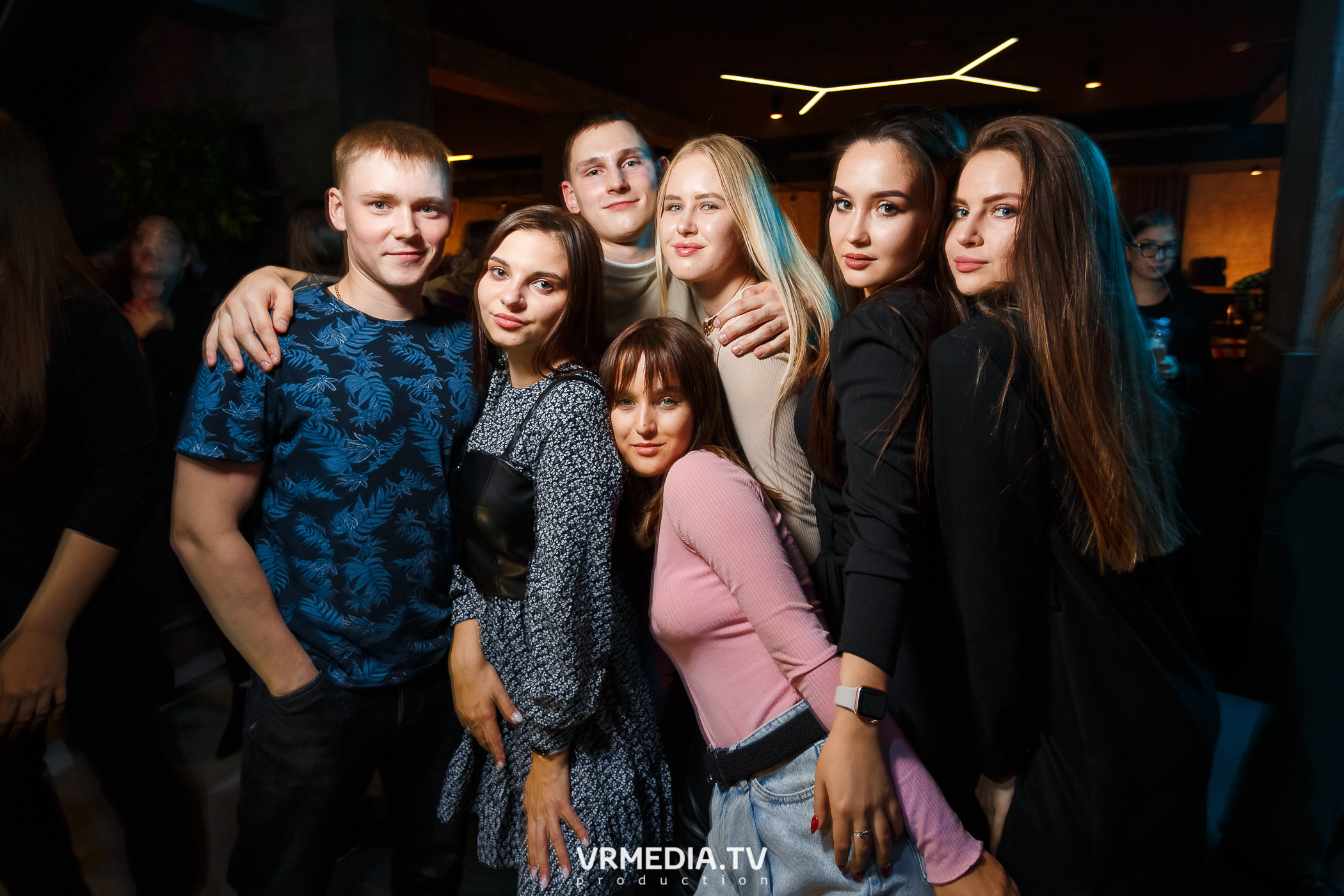 Выходные в баре «DOSKI»