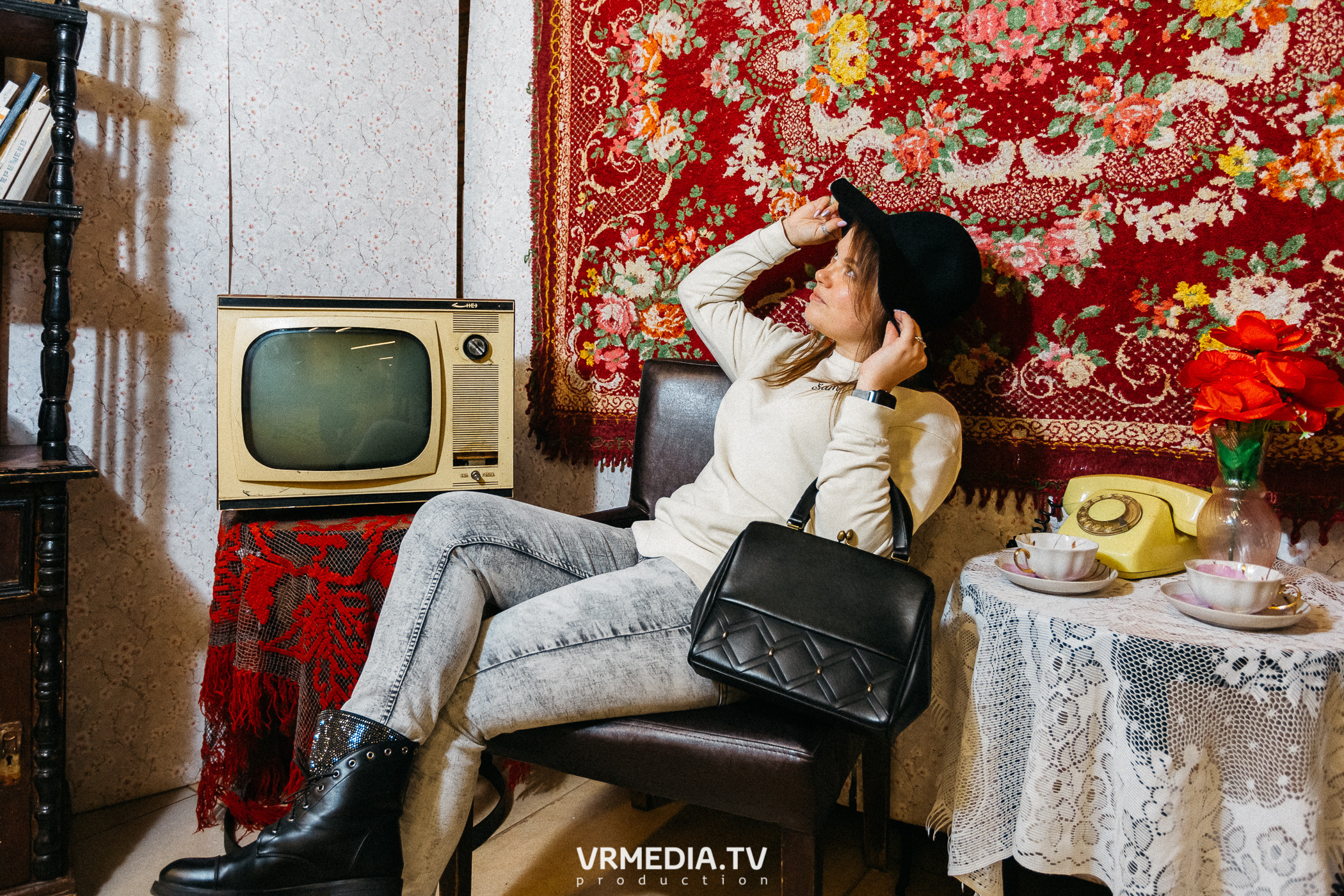 Показ фильма «Москва слезам не верит» в «Starmax Cinema»