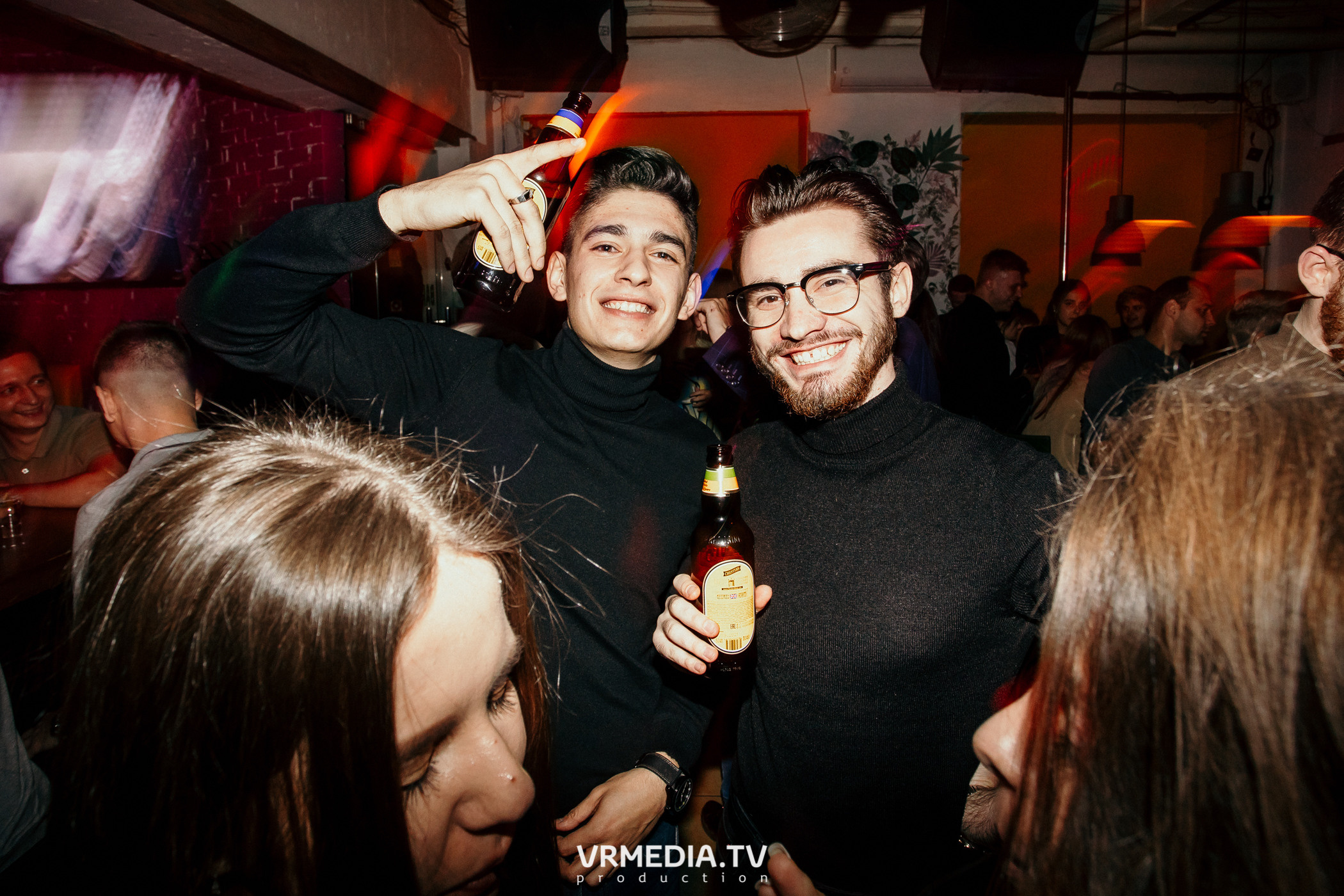 Выходные в баре «Cosmo»