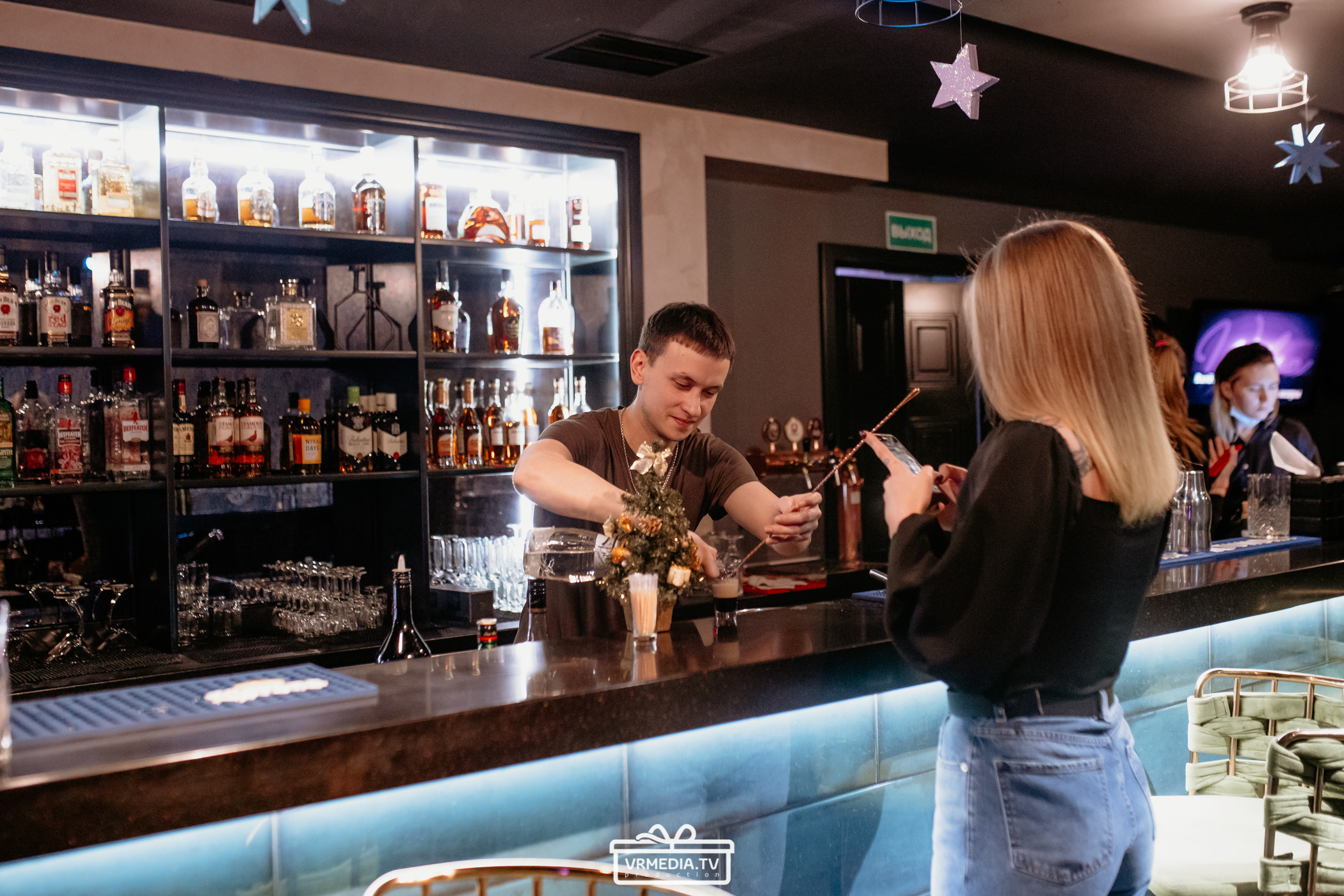 Новый год в караоке «Volna»