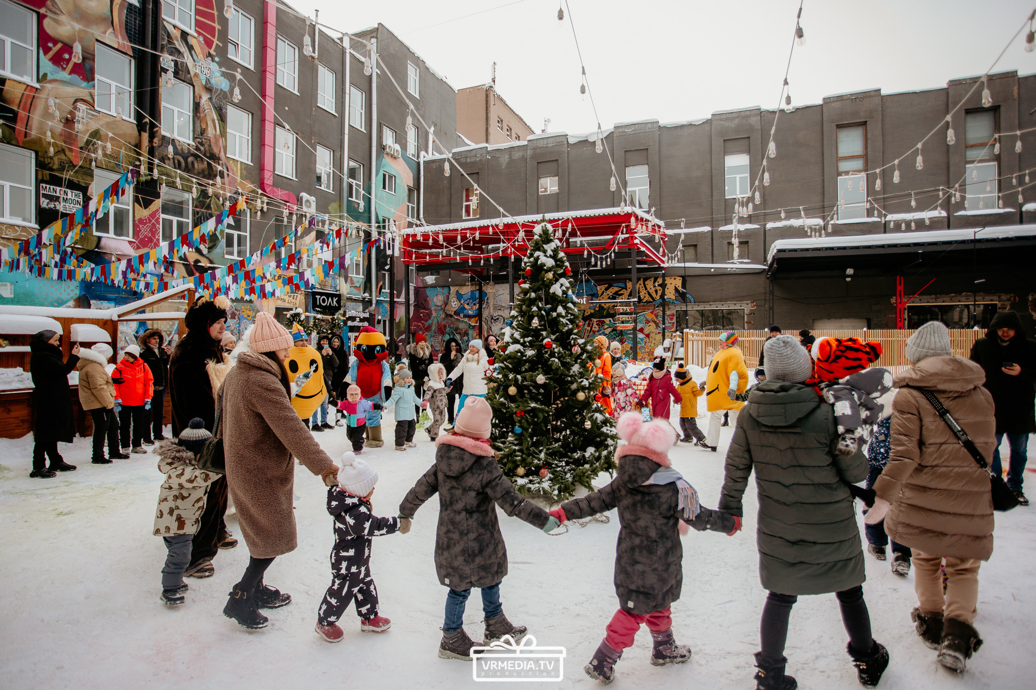 Большая новогодняя «Елка» в культурном пространстве «Редакция»