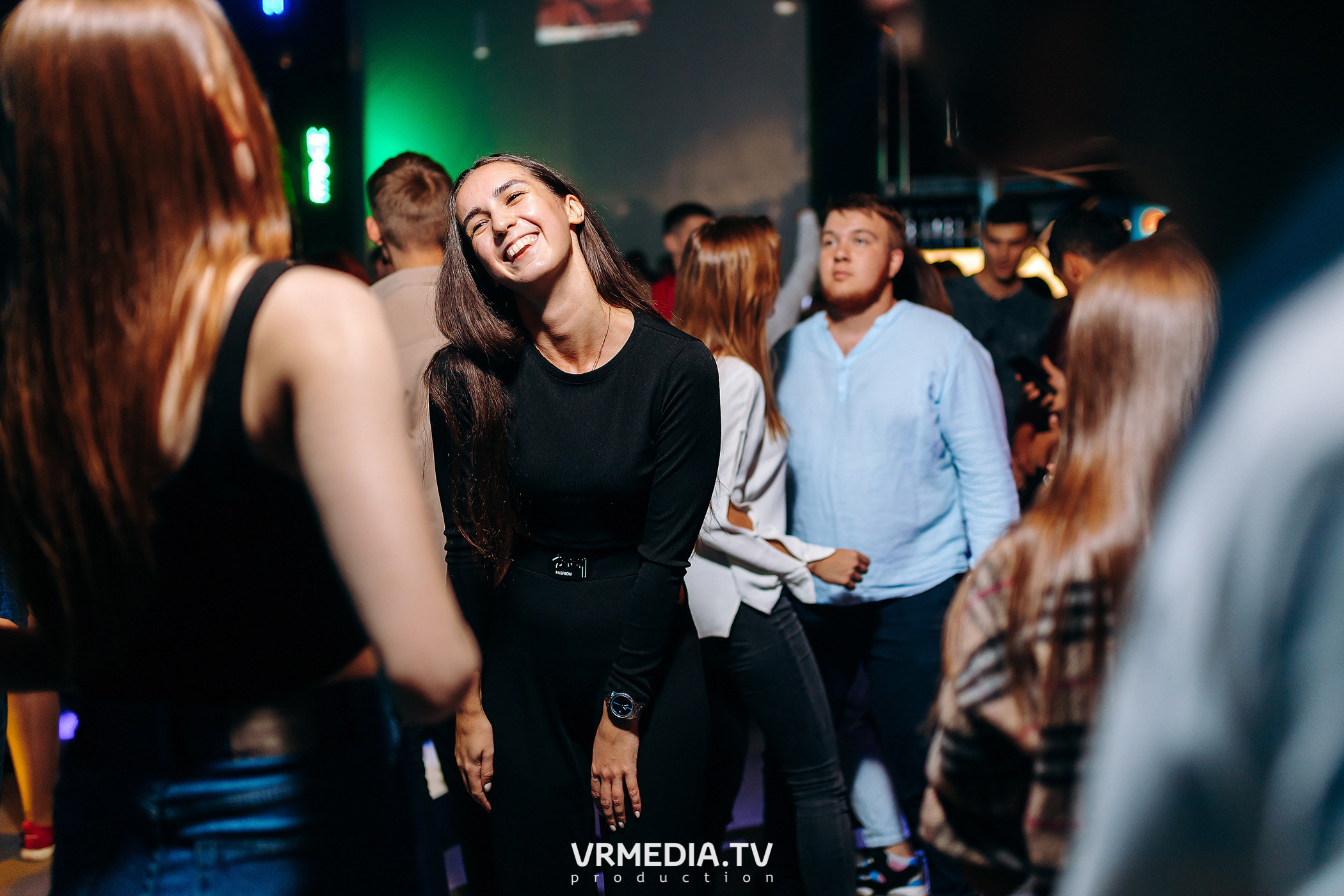 Выходные в баре «DOSKI»