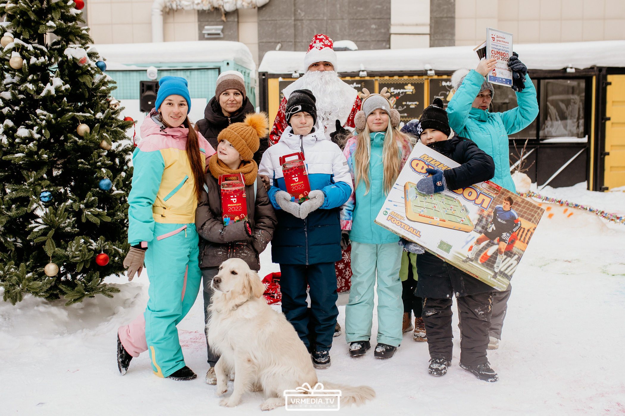 Большая новогодняя «Елка» в культурном пространстве «Редакция»