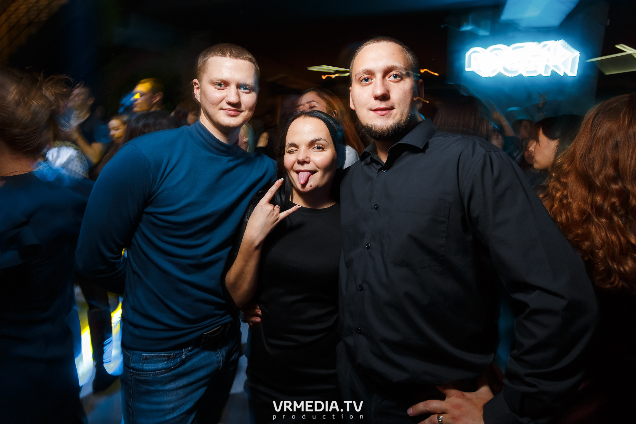 Выходные в баре «DOSKI»