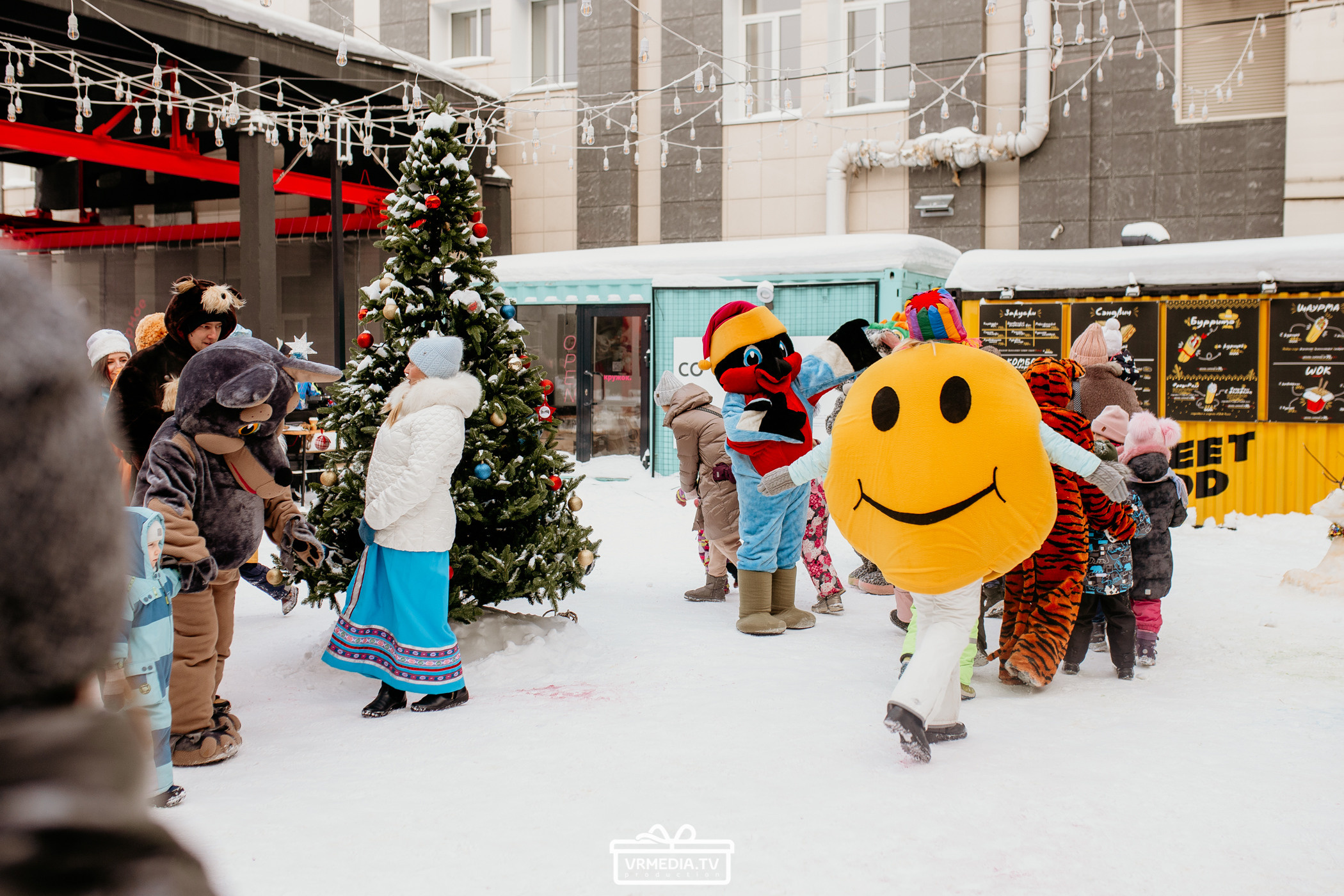 Большая новогодняя «Елка» в культурном пространстве «Редакция»