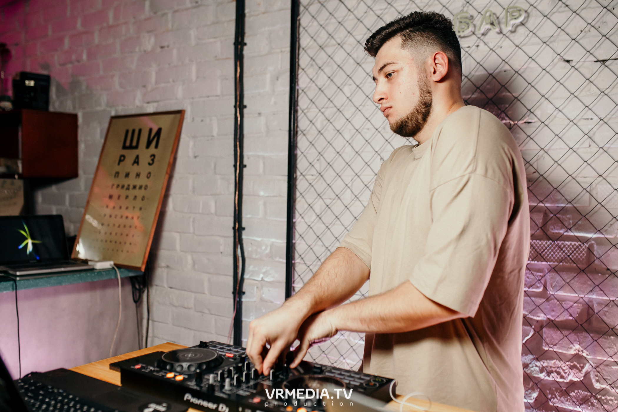 Just Dee B2B Saidex (Новокузнецк) в баре «Сервант»